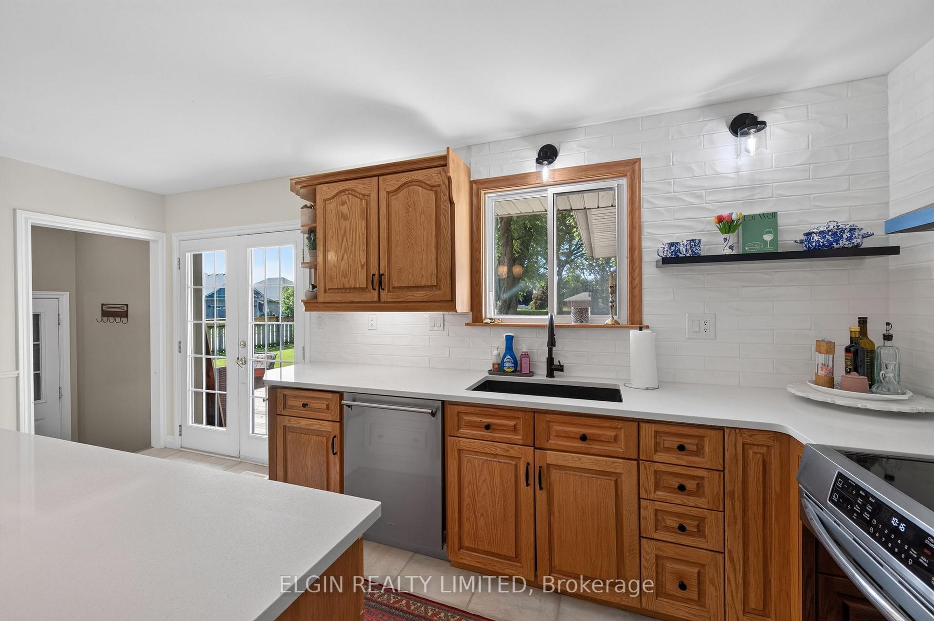 Photo 18 of 264 Hill Street, Central Elgin, Port Stanley — HOMEH
