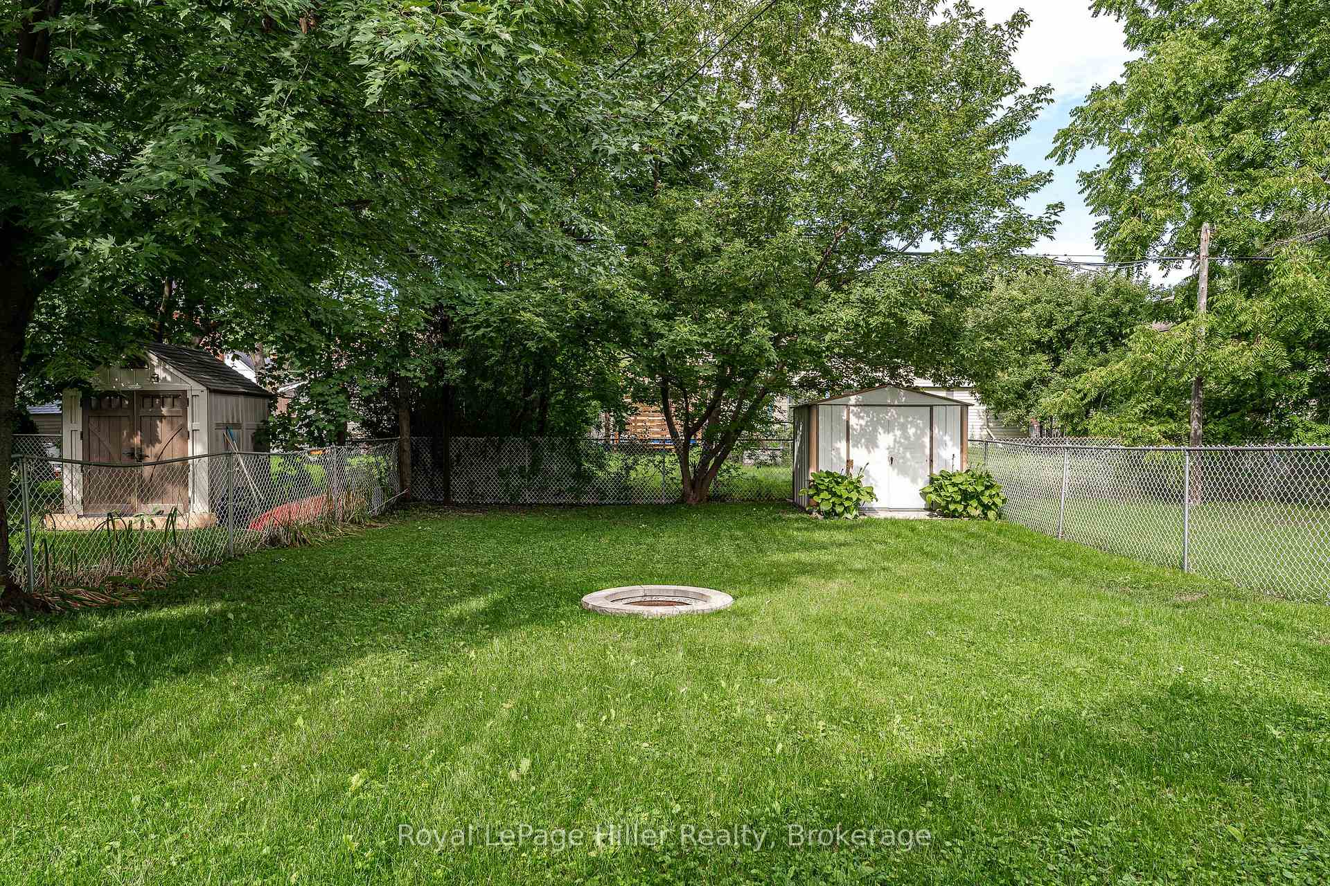 Photo 33 of 52 Trinity Street, Stratford — HOMEH