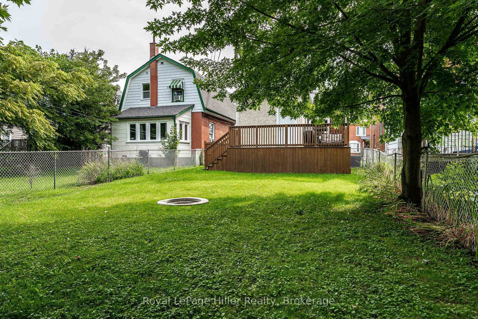 Photo 34 of 52 Trinity Street, Stratford — HOMEH
