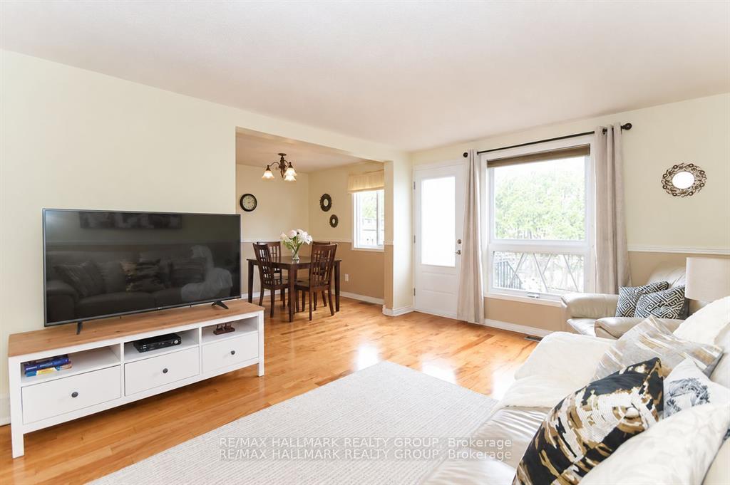Photo 6 of 16 Tedwyn Drive, Ottawa, Barrhaven - Pheasant Run — HOMEH