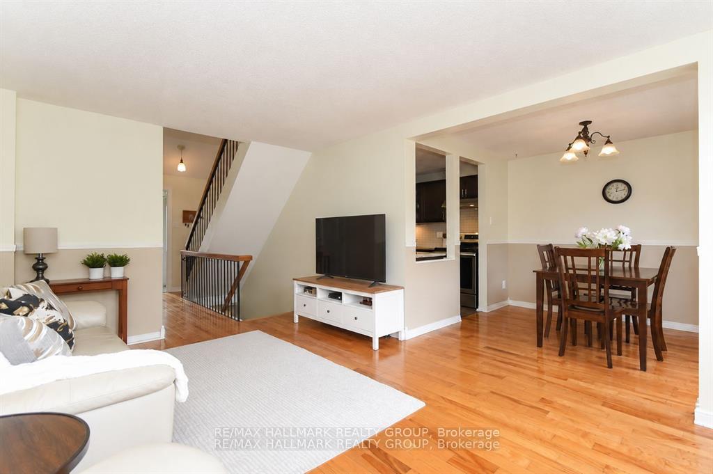 Photo 7 of 16 Tedwyn Drive, Ottawa, Barrhaven - Pheasant Run — HOMEH