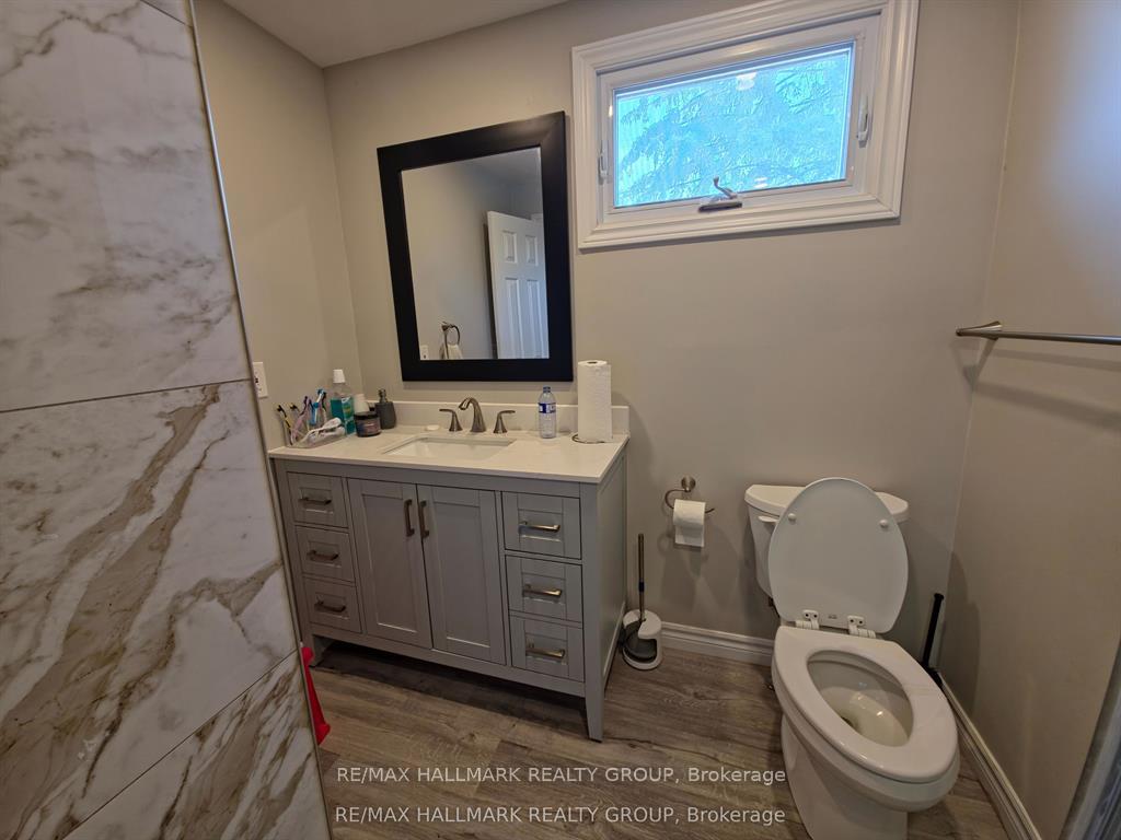 Photo 12 of 16 Tedwyn Drive, Ottawa, Barrhaven - Pheasant Run — HOMEH