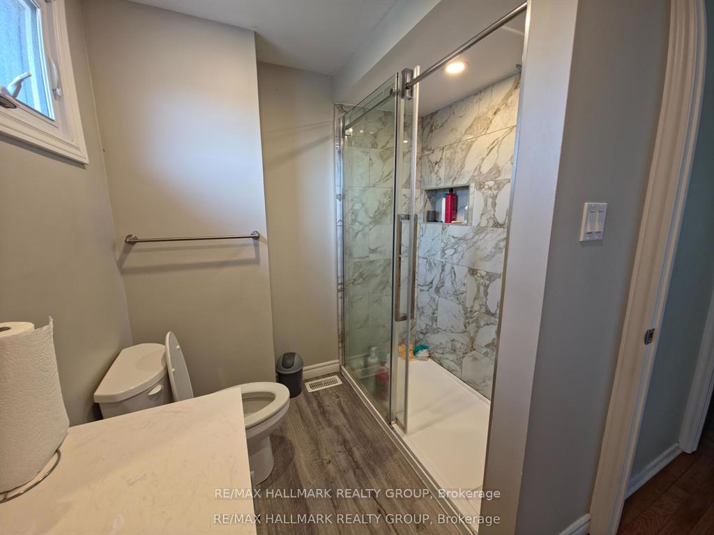 Photo 13 of 16 Tedwyn Drive, Ottawa, Barrhaven - Pheasant Run — HOMEH
