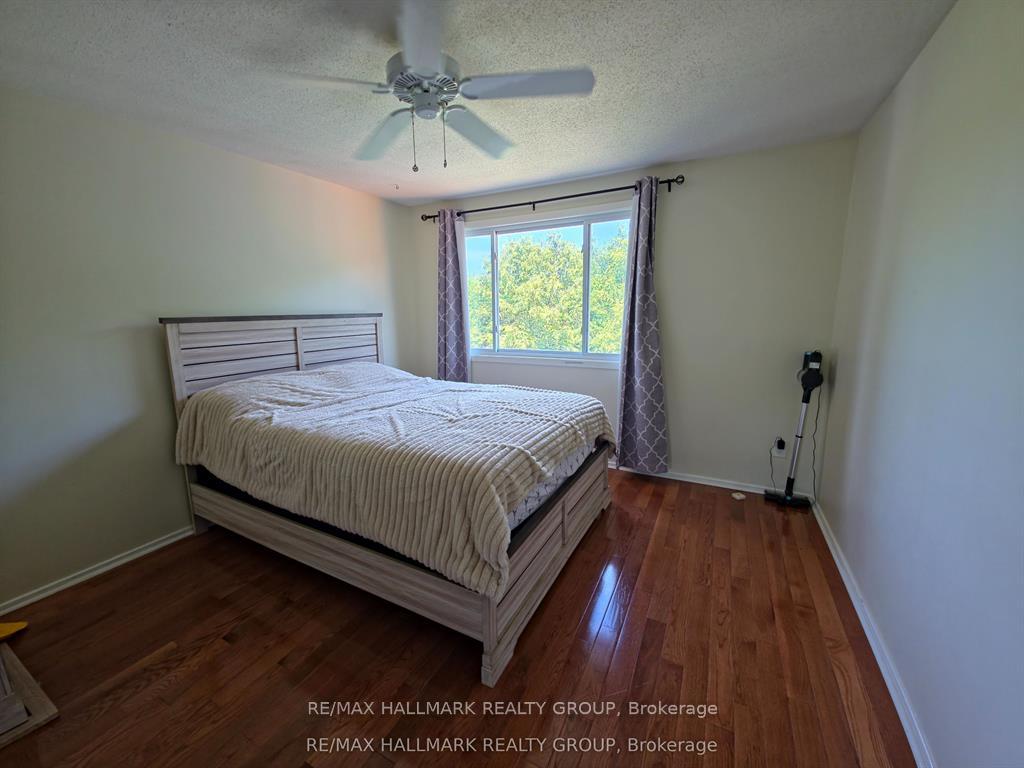 Photo 15 of 16 Tedwyn Drive, Ottawa, Barrhaven - Pheasant Run — HOMEH