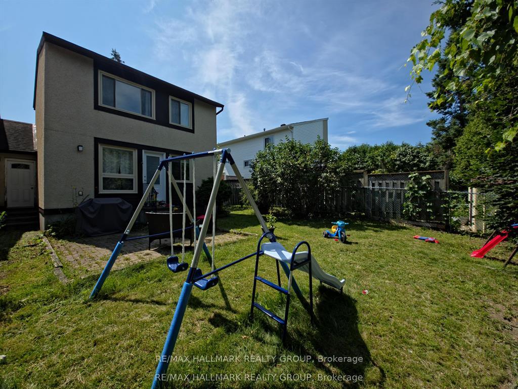 Photo 18 of 16 Tedwyn Drive, Ottawa, Barrhaven - Pheasant Run — HOMEH
