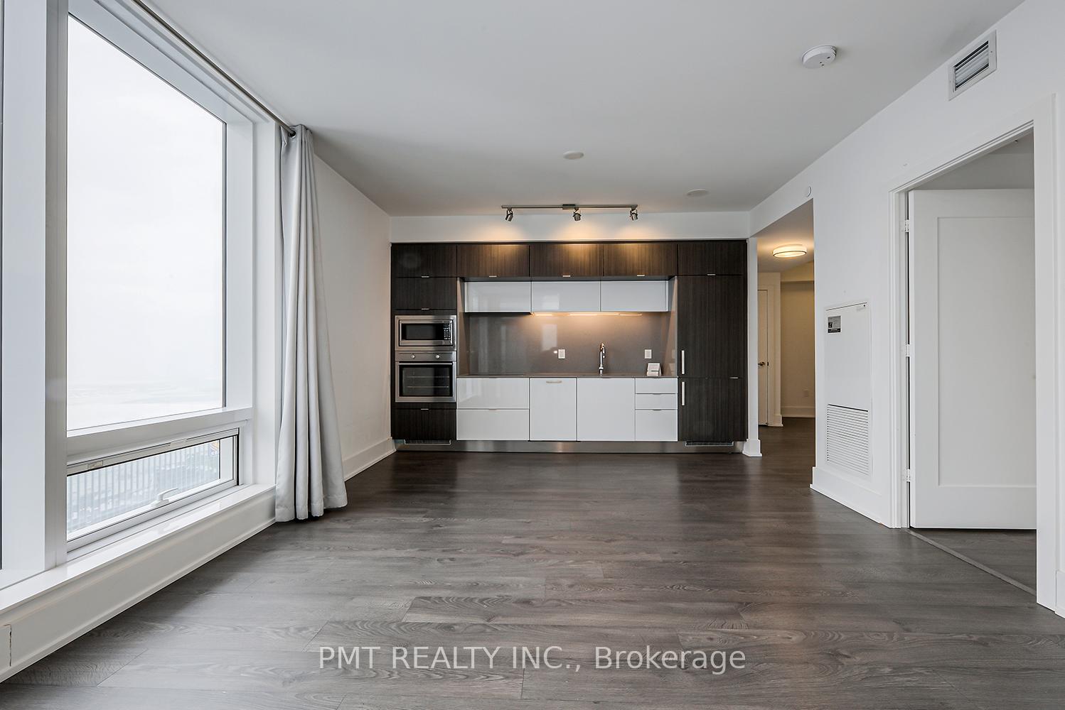 Photo 2 of Unit 5403, 10 York Street, Toronto, Waterfront Communities — HOMEH