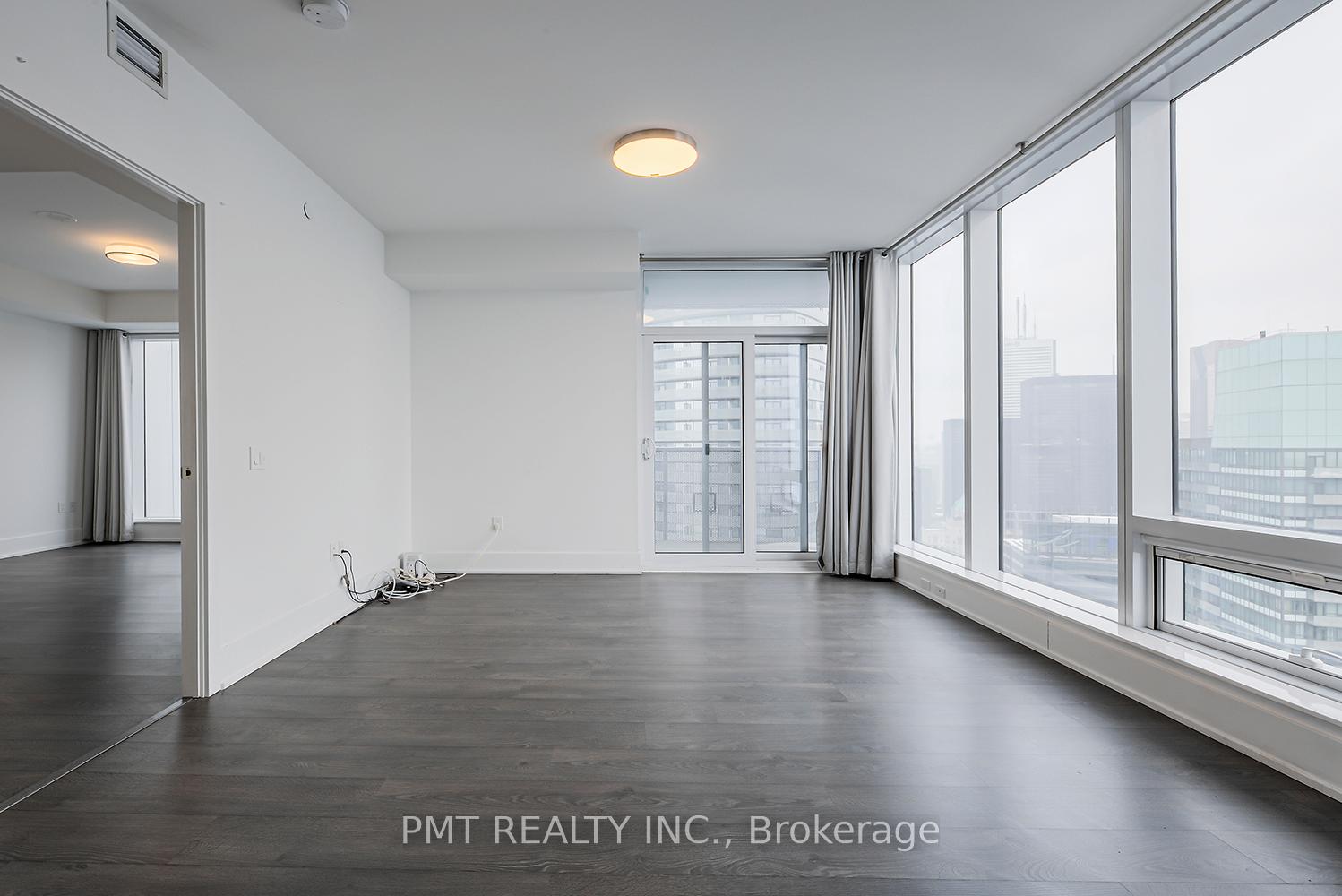 Photo 6 of Unit 5403, 10 York Street, Toronto, Waterfront Communities — HOMEH