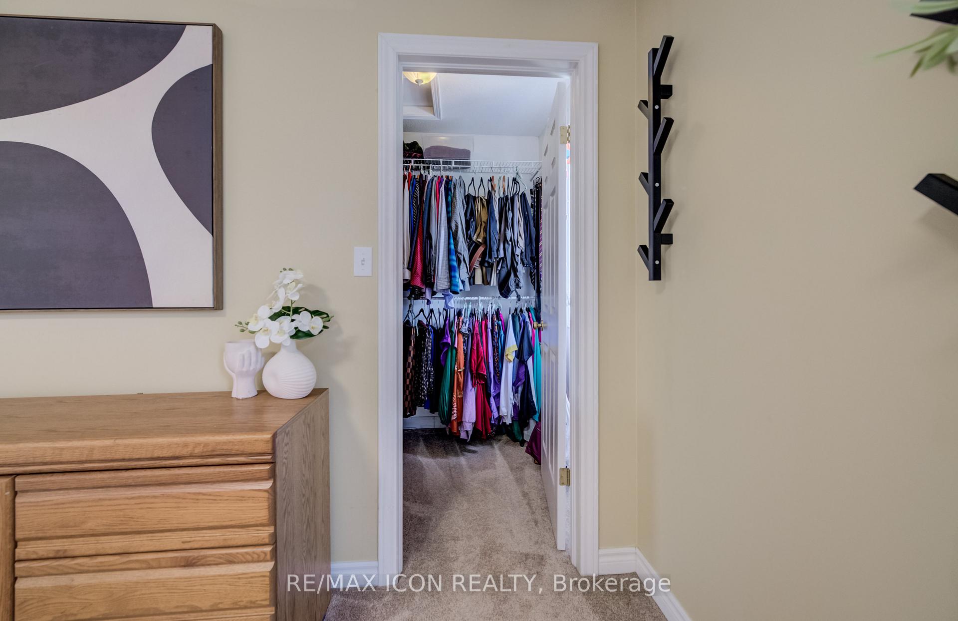 Photo 21 of 124 Prosperity Drive, Kitchener, Larentian West — HOMEH