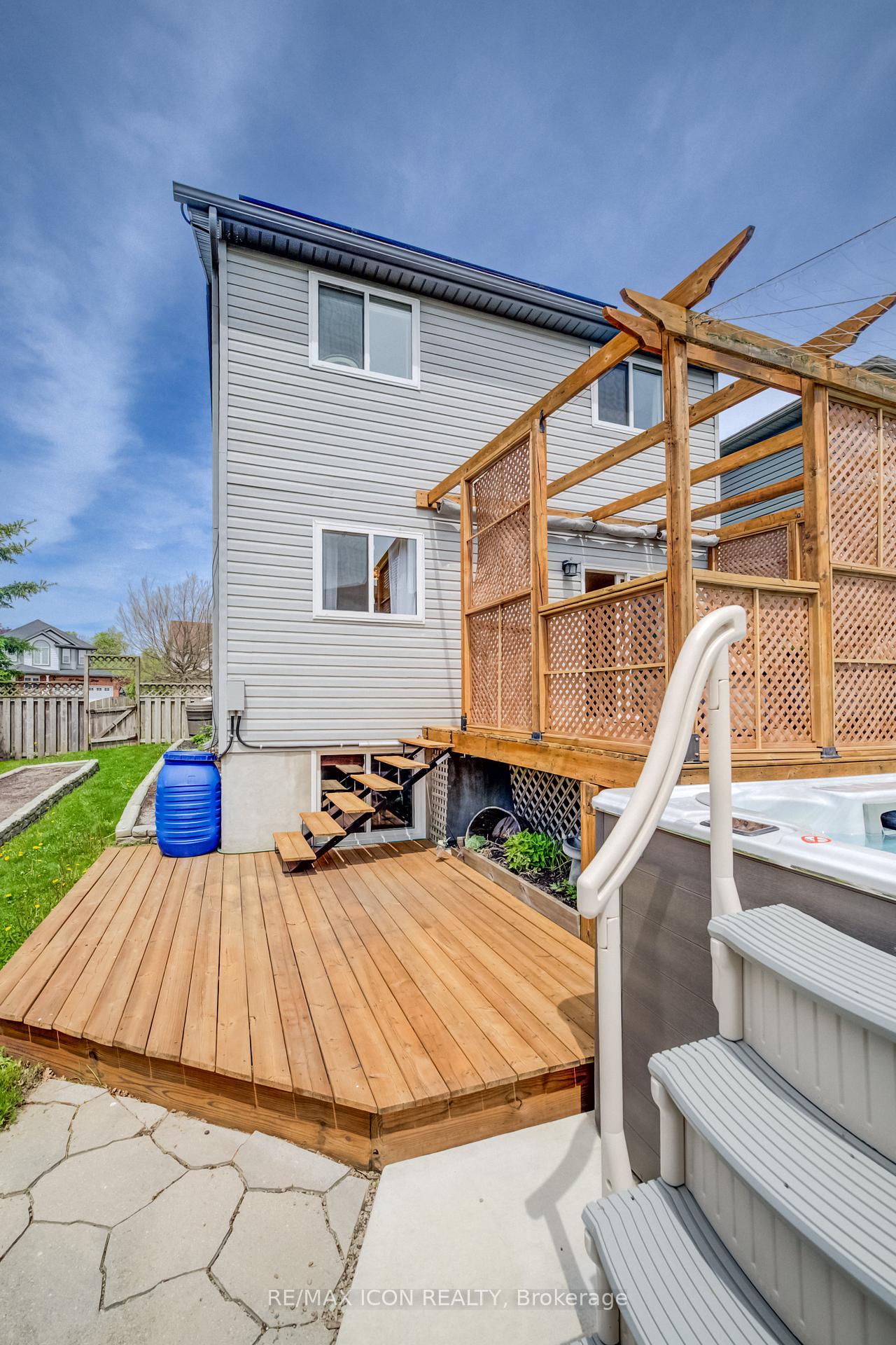 Photo 38 of 124 Prosperity Drive, Kitchener, Larentian West — HOMEH