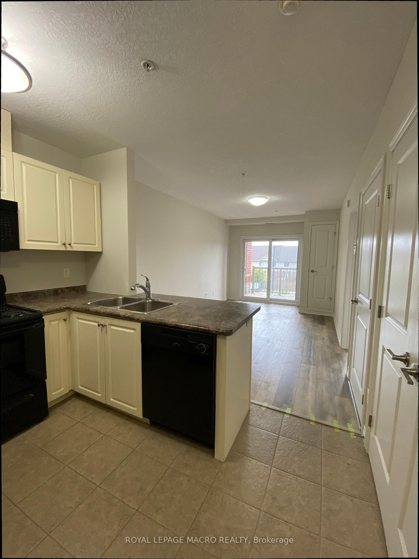 Photo 4 of Unit 206, 3200 Regional Road 56, Hamilton, Binbrook — HOMEH