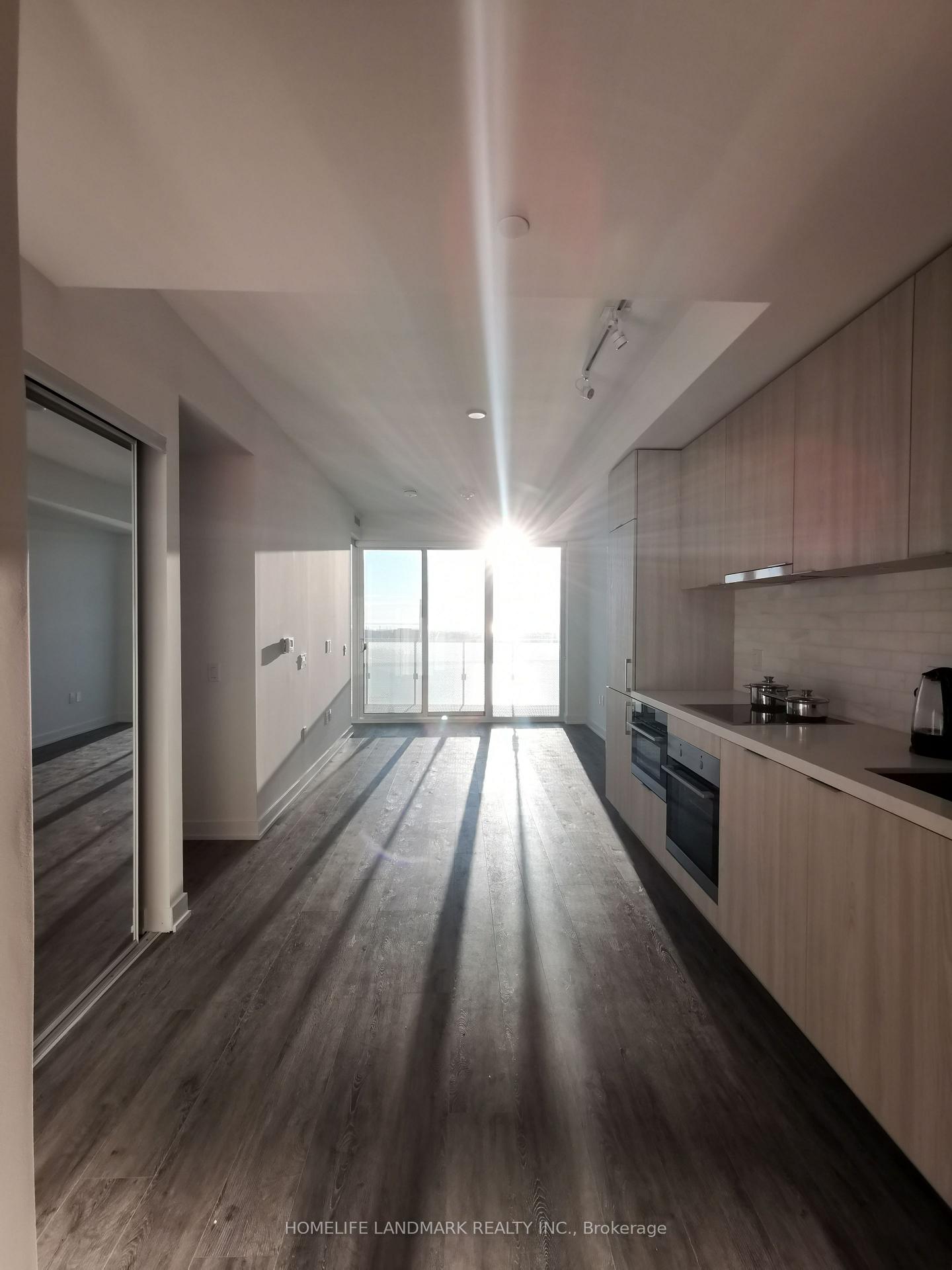 Photo 4 of Unit 3201, 15 Queens Quay E, Toronto, Waterfront Communities — HOMEH