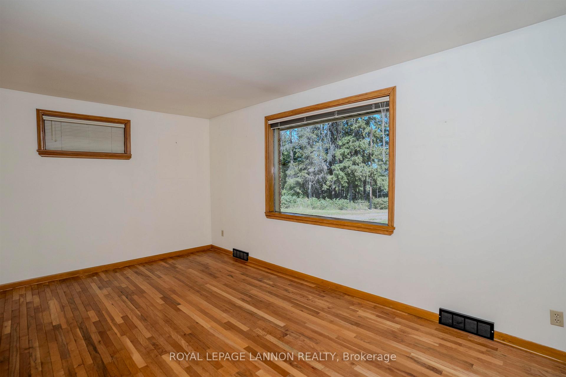 Photo 9 of 4137 Arthur Street, Thunder Bay, Parkdale — HOMEH