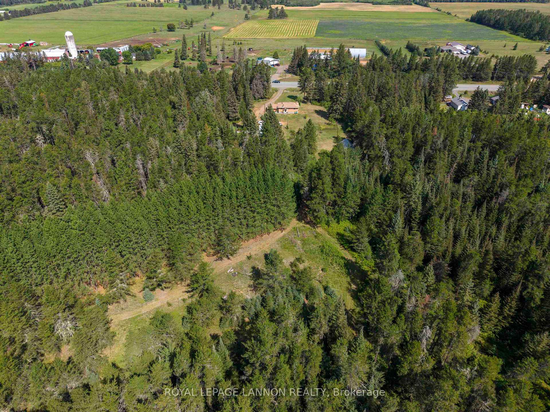 Photo 32 of 4137 Arthur Street, Thunder Bay, Parkdale — HOMEH