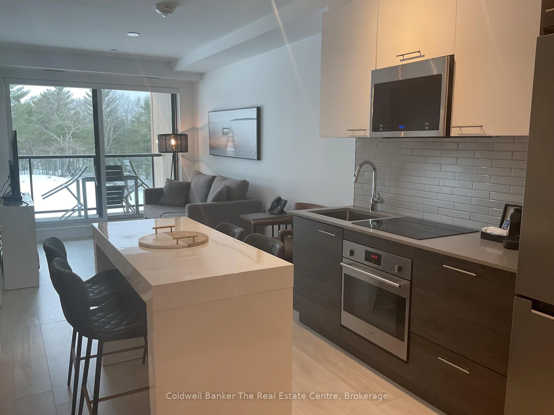 Photo 4 of Unit 305, 120 Carrick Trail, Gravenhurst, Muskoka (S) — HOMEH