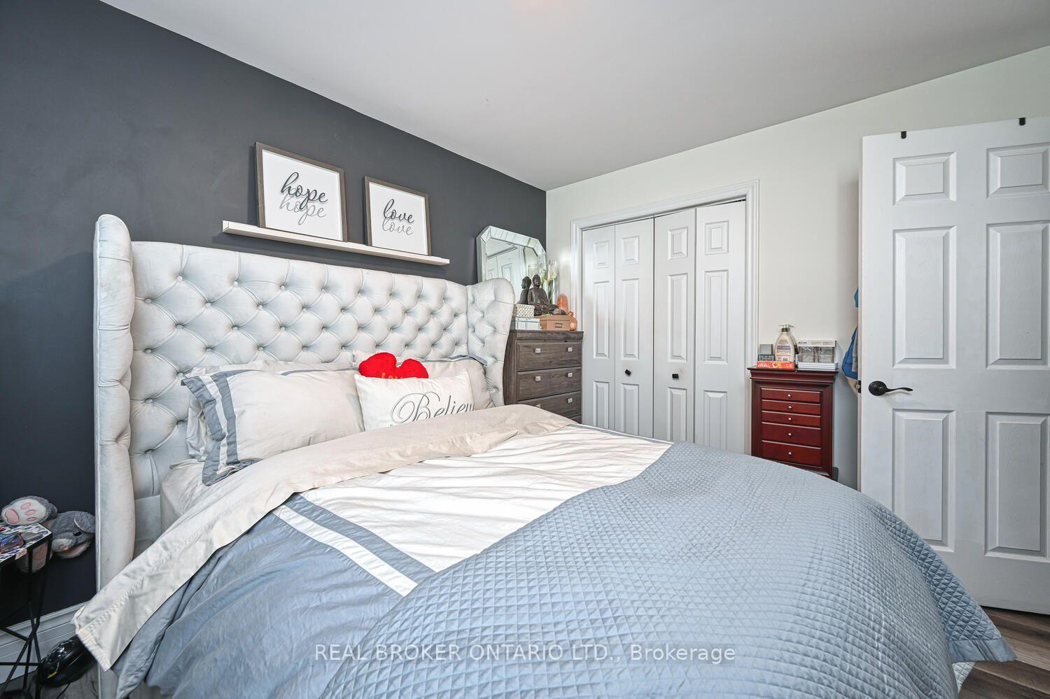 Photo 11 of Unit UPPER UNIT, 840 Macodrum Drive, Brockville, Brockville — HOMEH