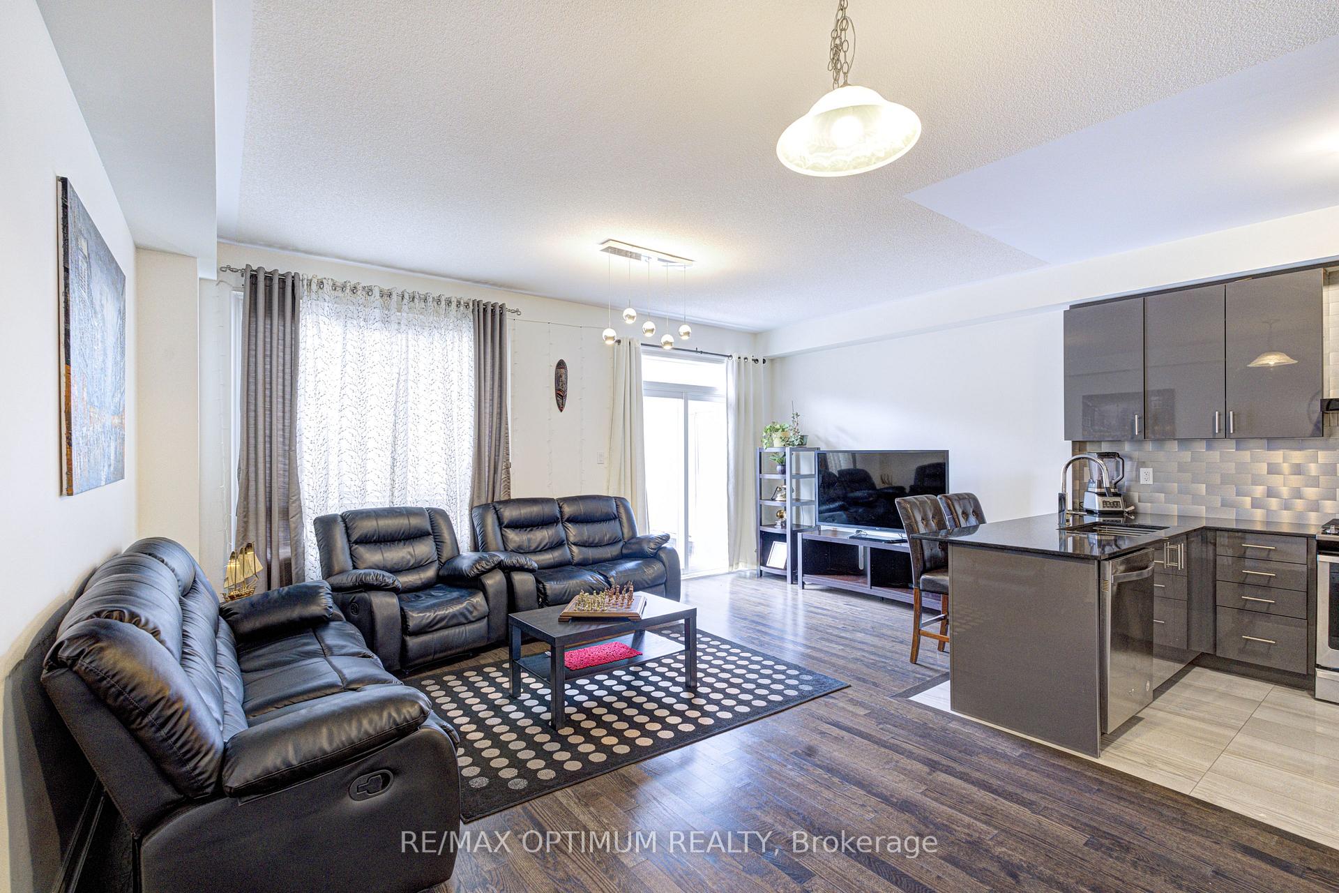 Photo 19 of 8583 Financial Drive, Brampton, Bram West — HOMEH