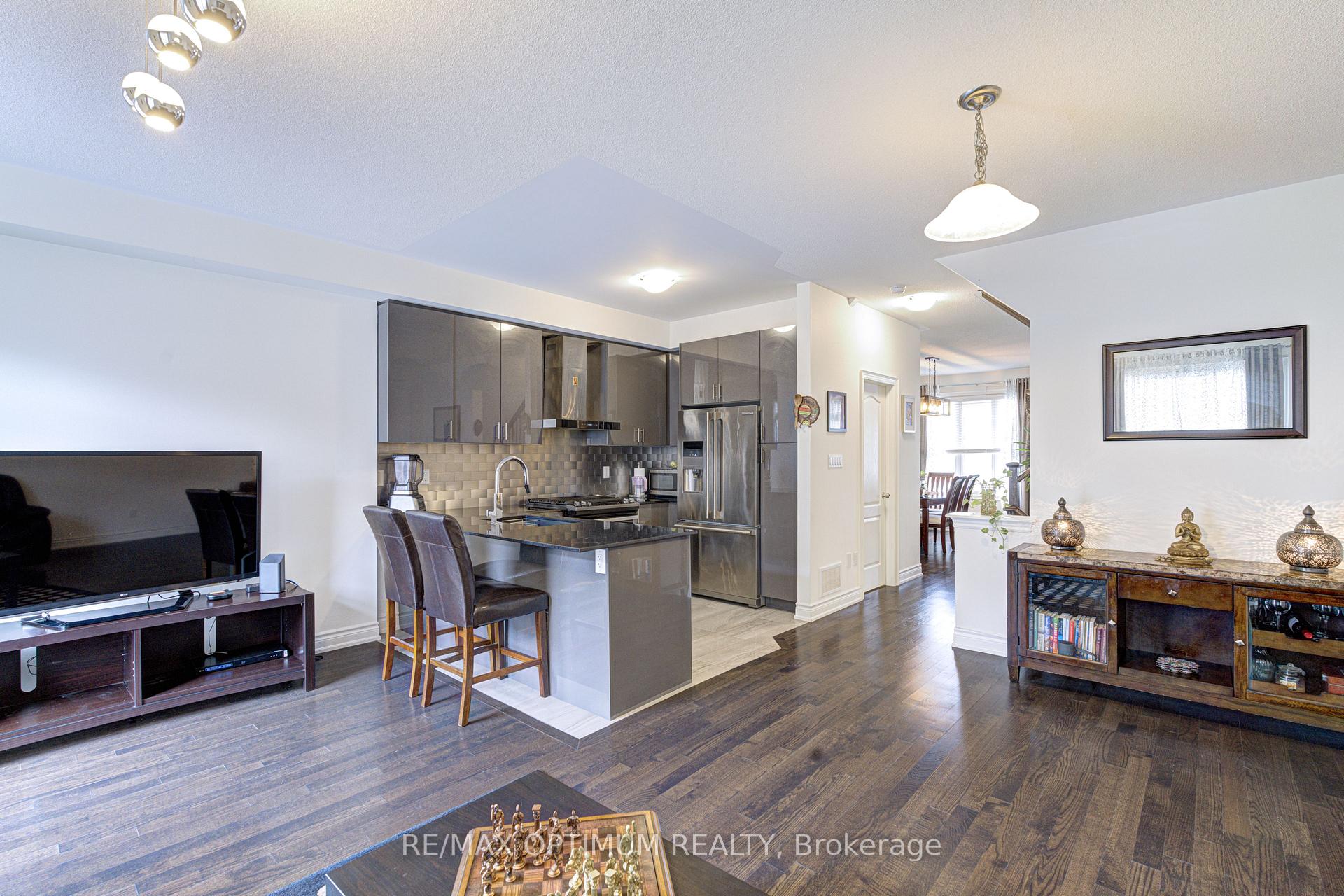 Photo 22 of 8583 Financial Drive, Brampton, Bram West — HOMEH