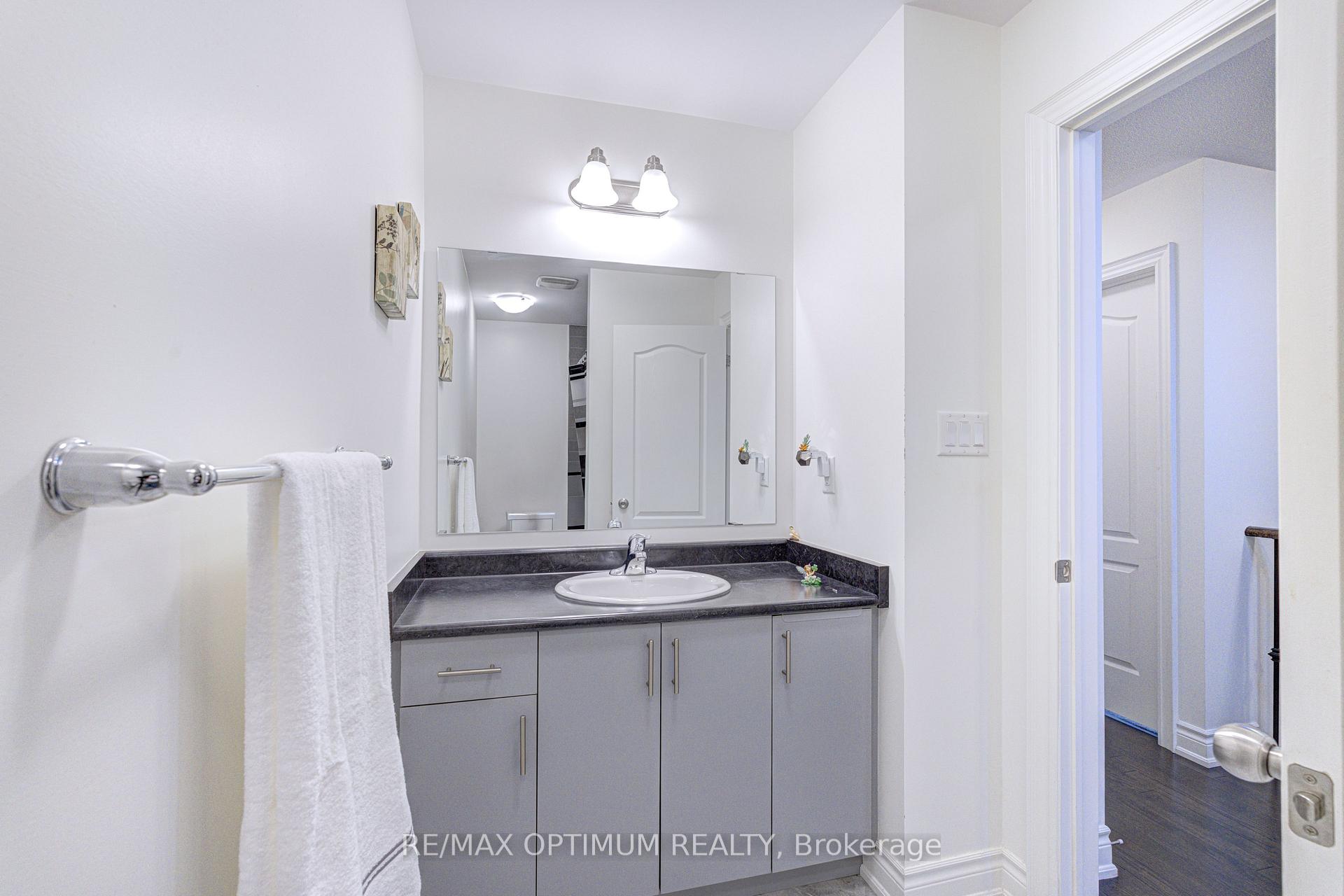 Photo 35 of 8583 Financial Drive, Brampton, Bram West — HOMEH