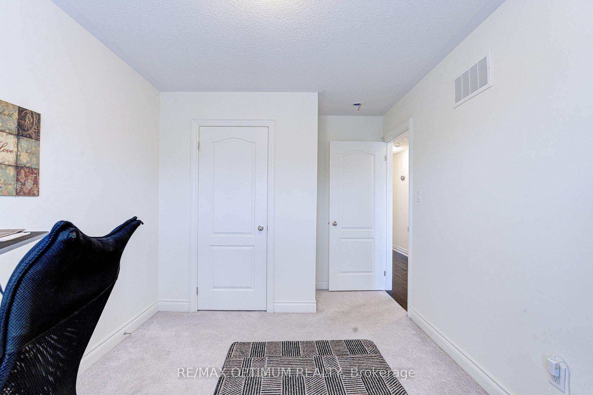 Photo 38 of 8583 Financial Drive, Brampton, Bram West — HOMEH