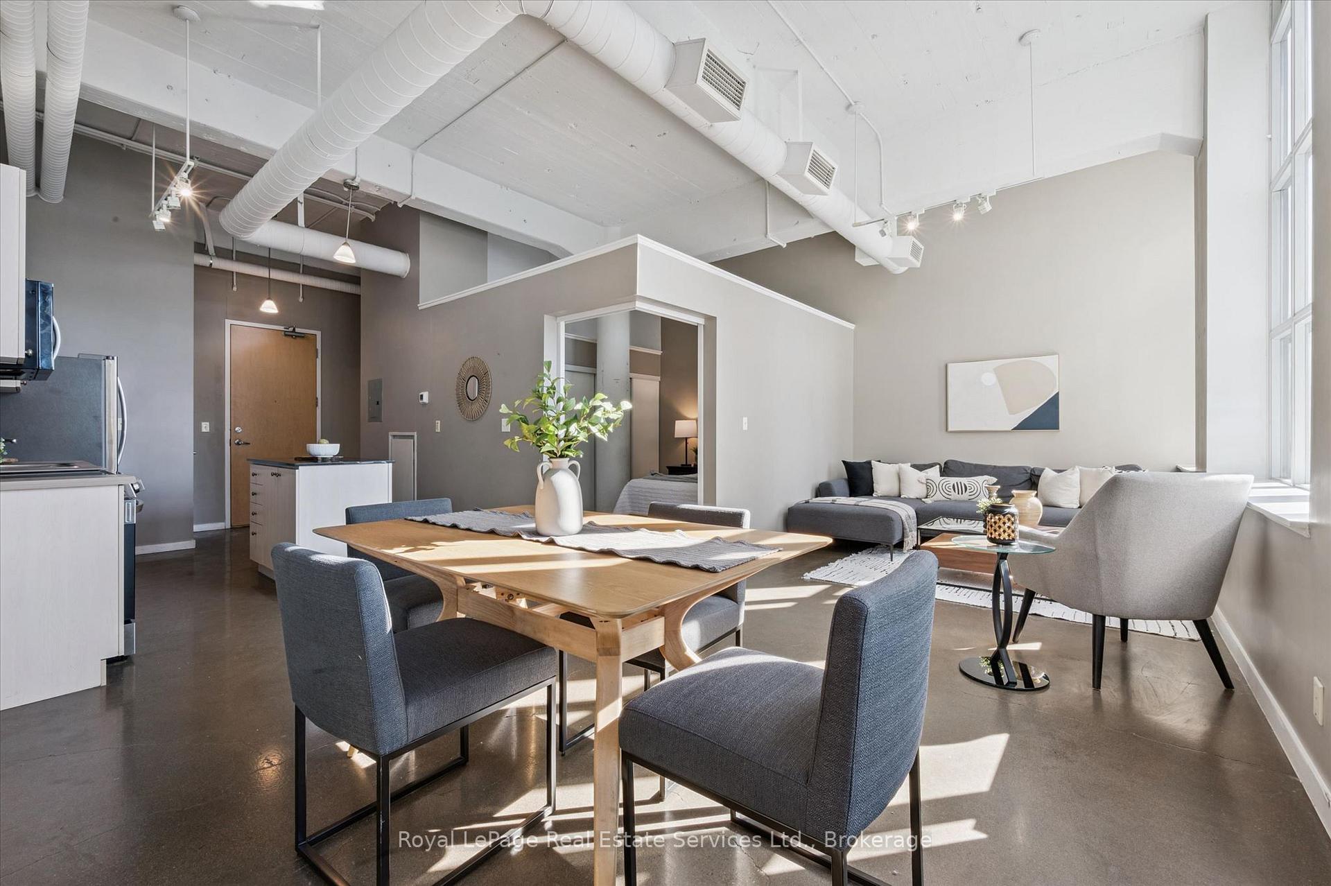 Photo 10 of Unit 308, 410 King Street W, Kitchener, City Commercial Core — HOMEH