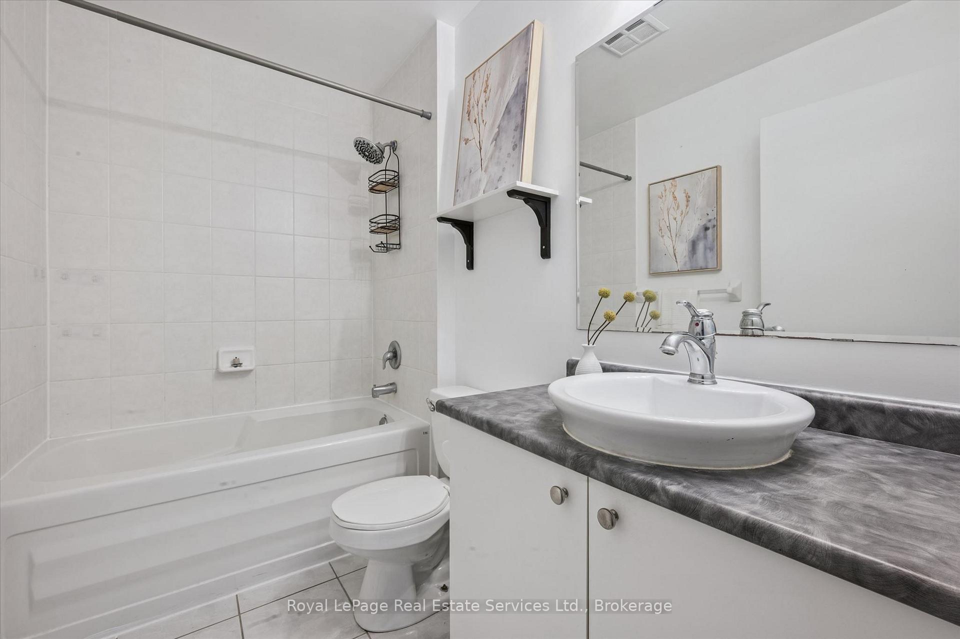 Photo 17 of Unit 308, 410 King Street W, Kitchener, City Commercial Core — HOMEH