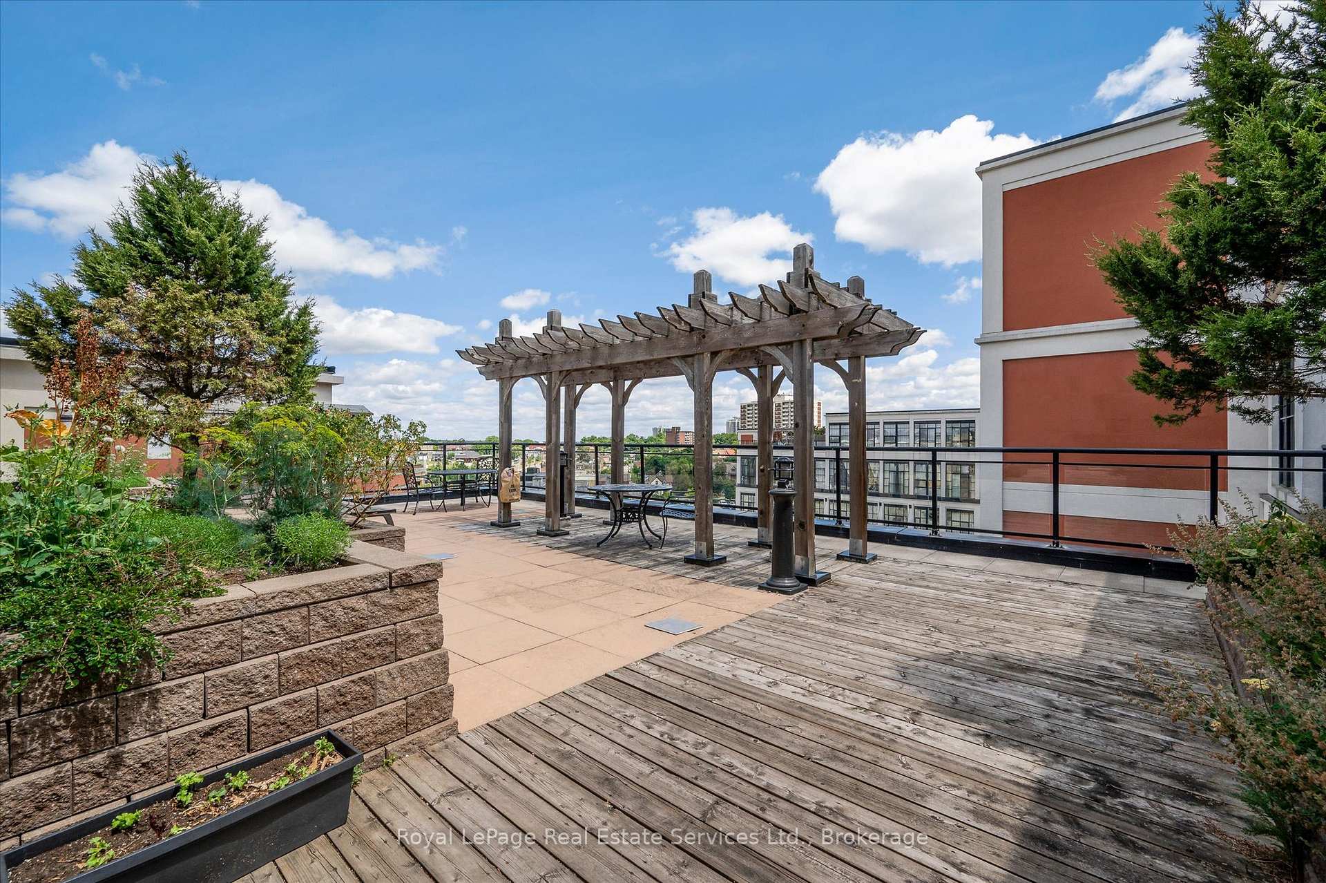 Photo 24 of Unit 308, 410 King Street W, Kitchener, City Commercial Core — HOMEH