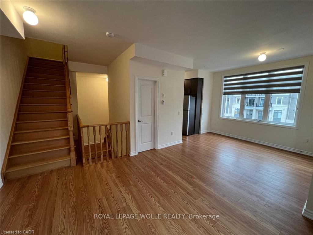 Photo 2 of Unit 32, 10 Halliford Place, Brampton, Goreway Drive Corridor — HOMEH