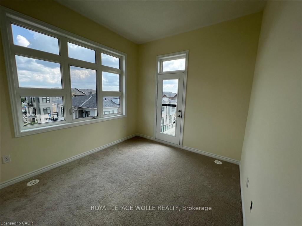 Photo 7 of Unit 32, 10 Halliford Place, Brampton, Goreway Drive Corridor — HOMEH