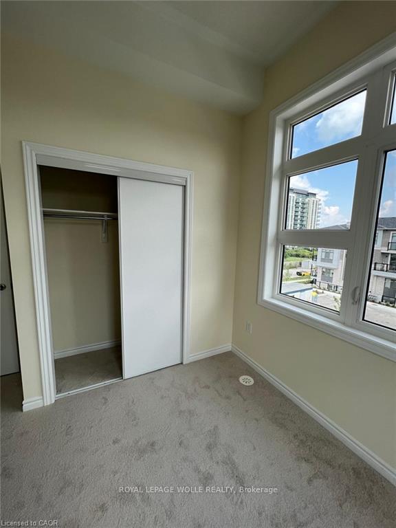 Photo 8 of Unit 32, 10 Halliford Place, Brampton, Goreway Drive Corridor — HOMEH