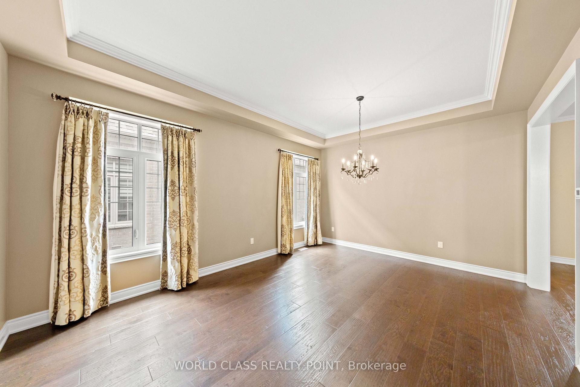 Photo 8 of 31 Munsie Drive, King, Nobleton — HOMEH