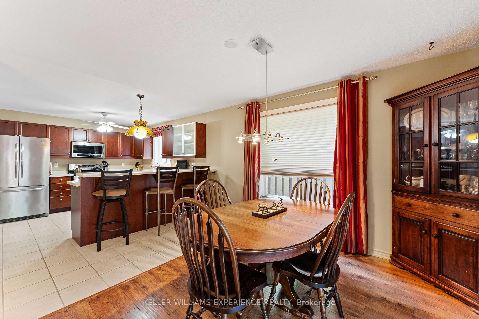 Photo 11 of 74 Ruffet Drive, Barrie, Edgehill Drive — HOMEH