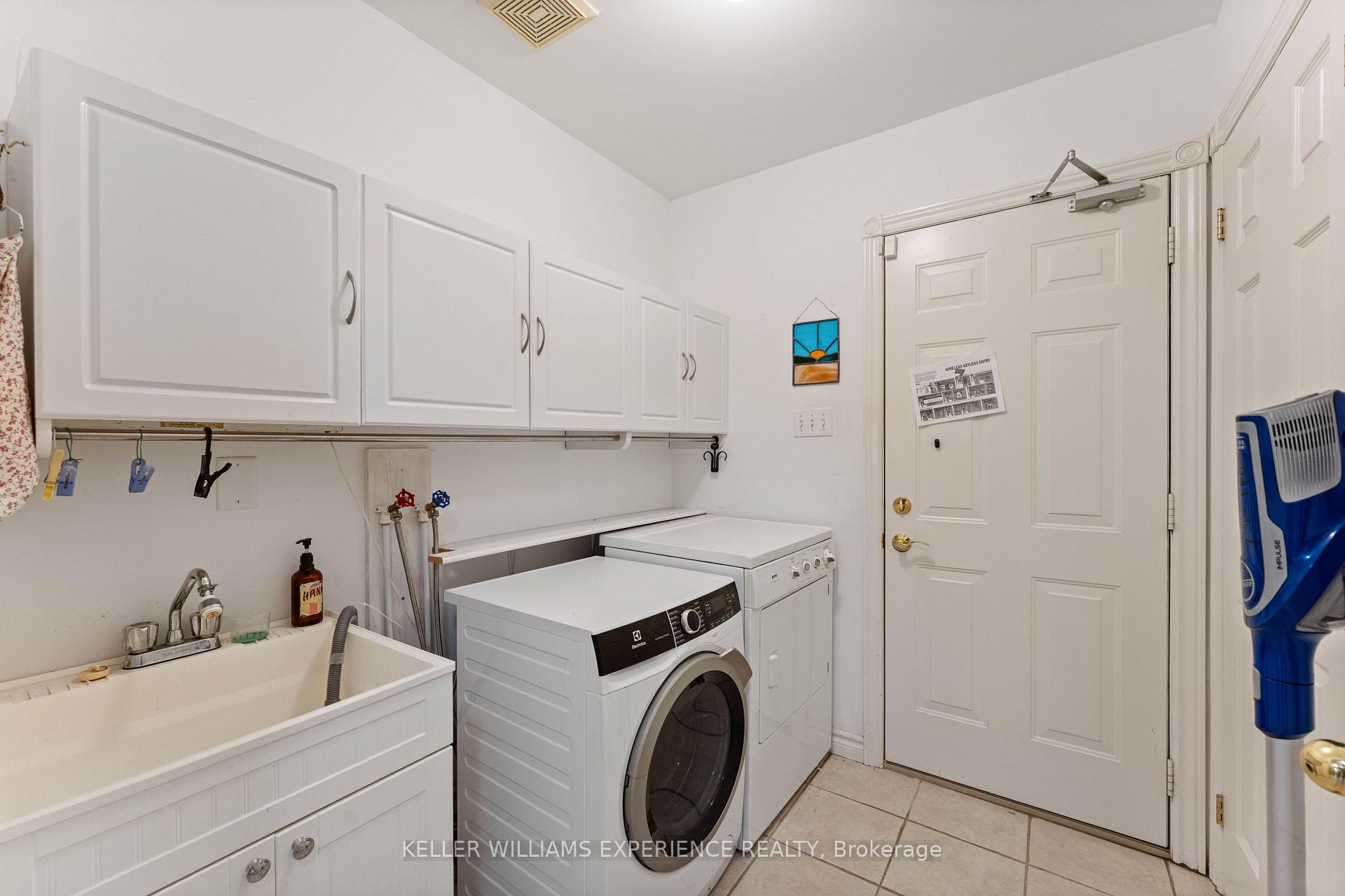 Photo 14 of 74 Ruffet Drive, Barrie, Edgehill Drive — HOMEH