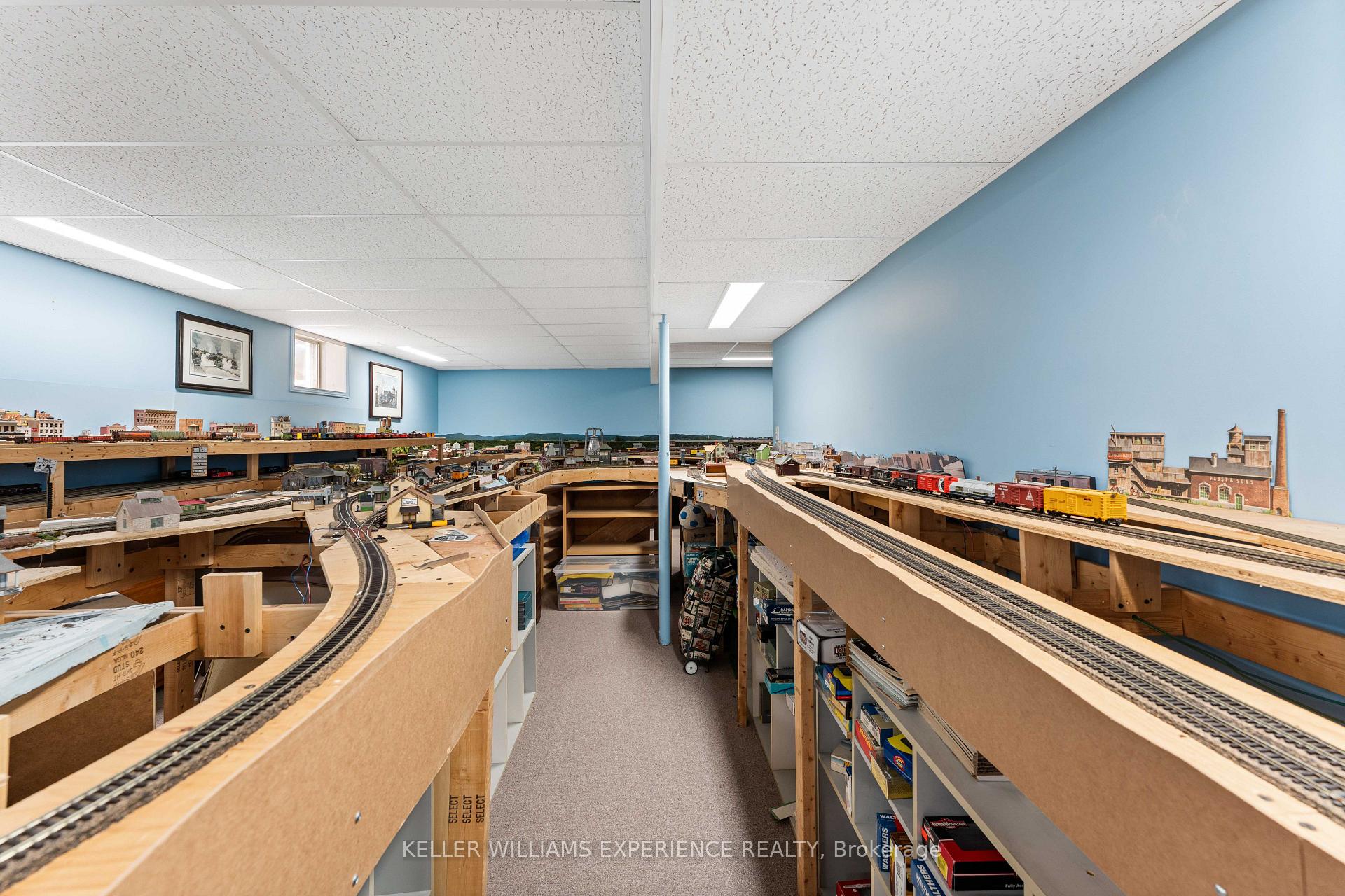 Photo 31 of 74 Ruffet Drive, Barrie, Edgehill Drive — HOMEH
