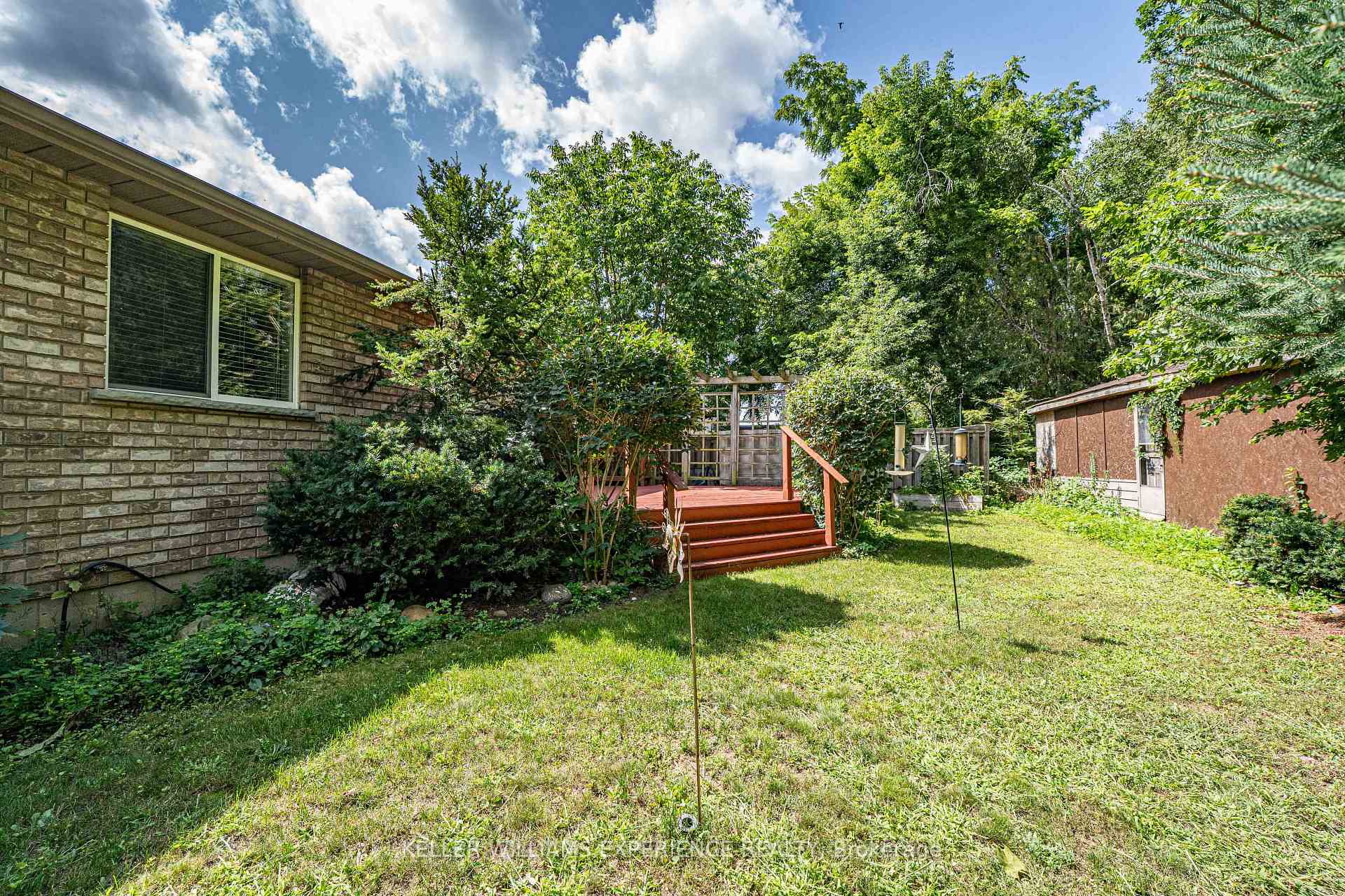 Photo 32 of 74 Ruffet Drive, Barrie, Edgehill Drive — HOMEH