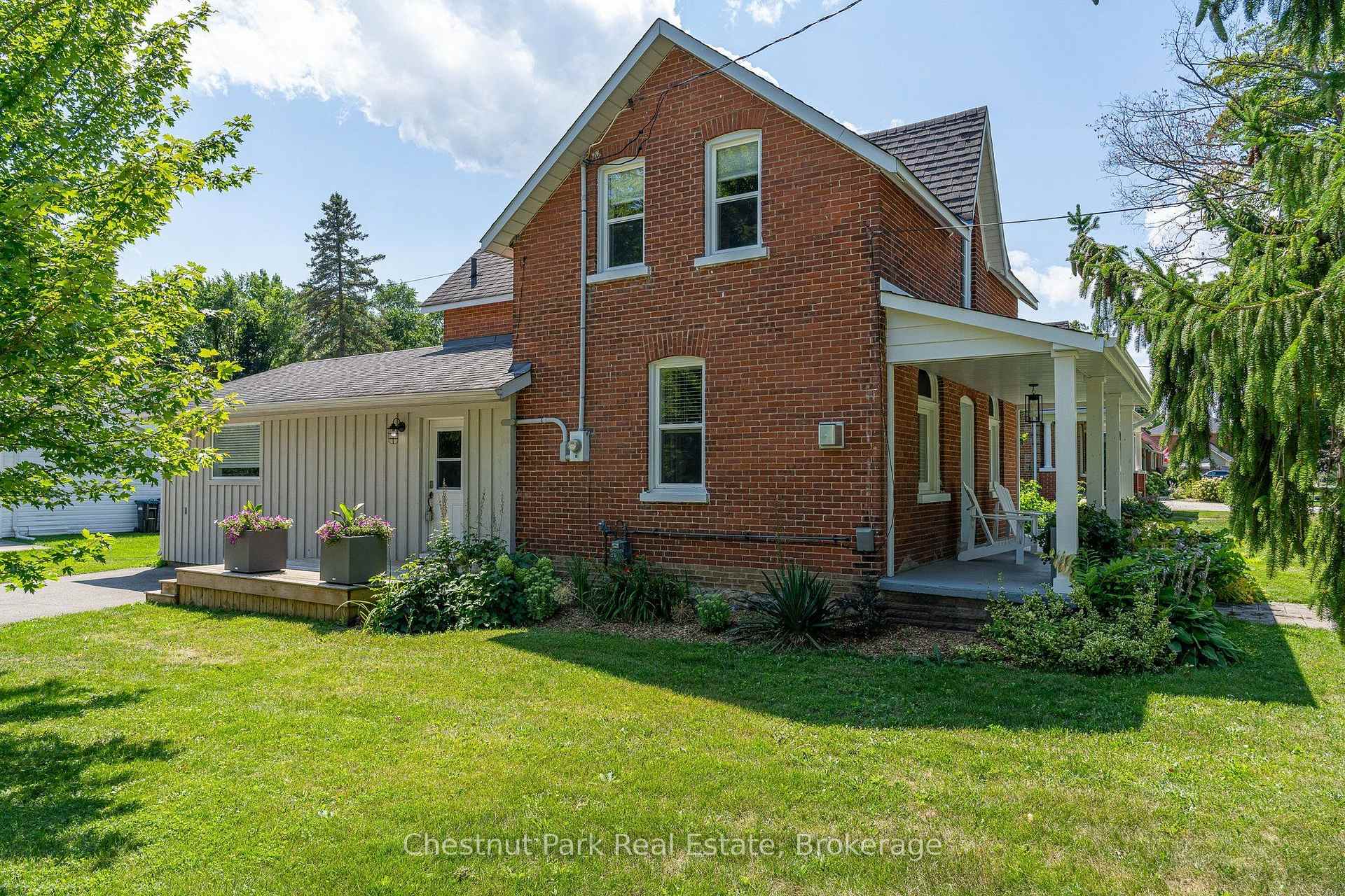 Photo 9 of 9 Wellington Street E, Clearview, Creemore — HOMEH