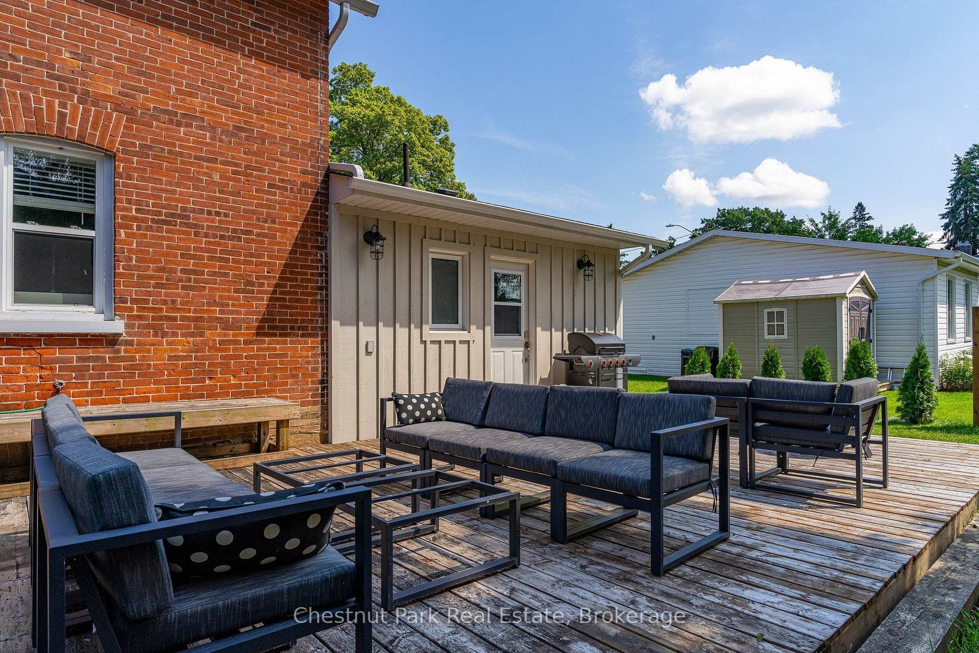 Photo 12 of 9 Wellington Street E, Clearview, Creemore — HOMEH