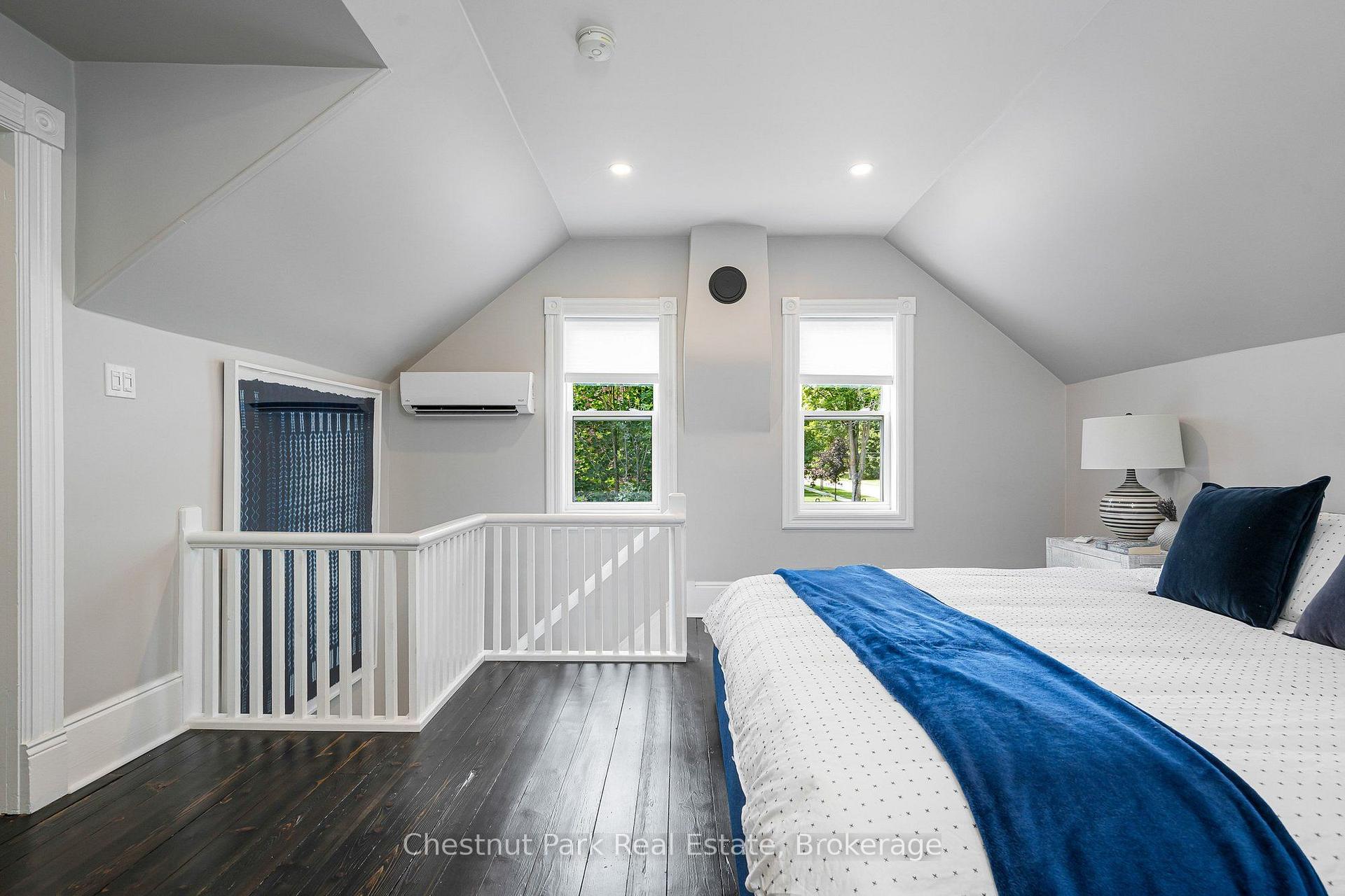Photo 31 of 9 Wellington Street E, Clearview, Creemore — HOMEH