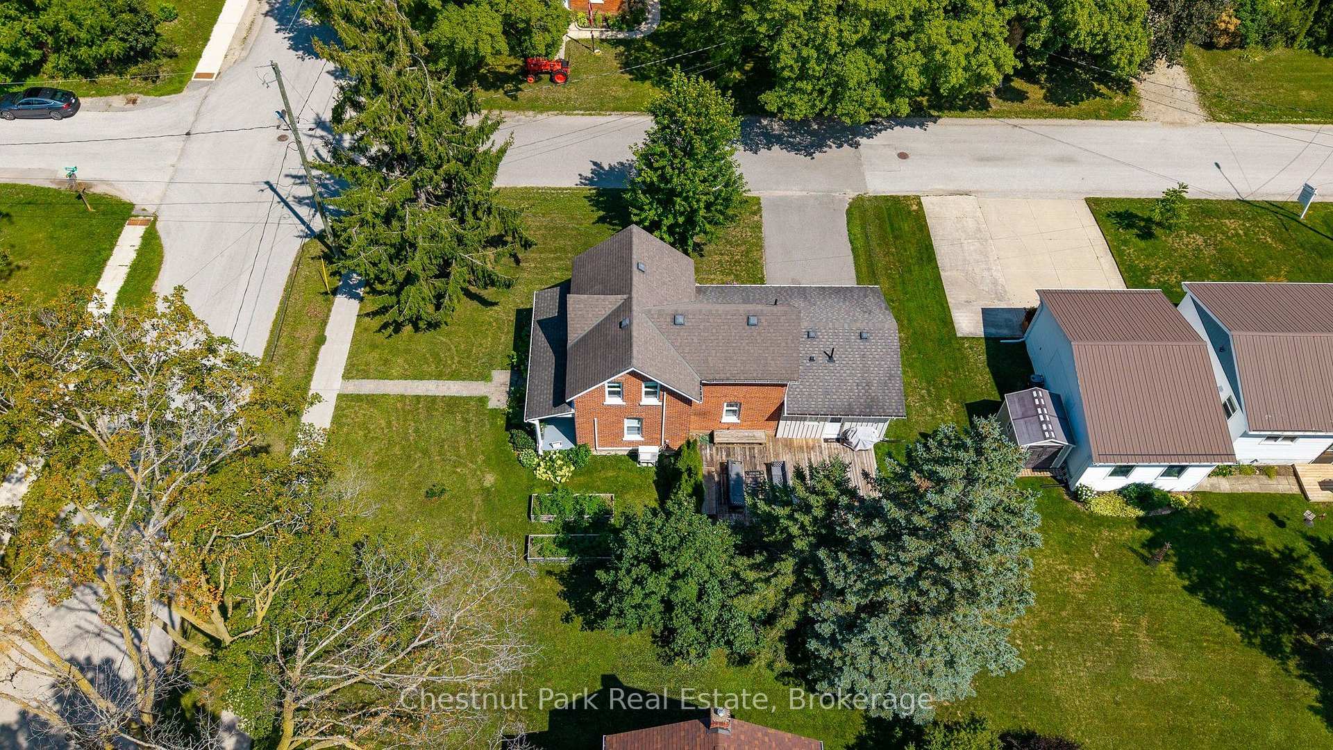 Photo 38 of 9 Wellington Street E, Clearview, Creemore — HOMEH
