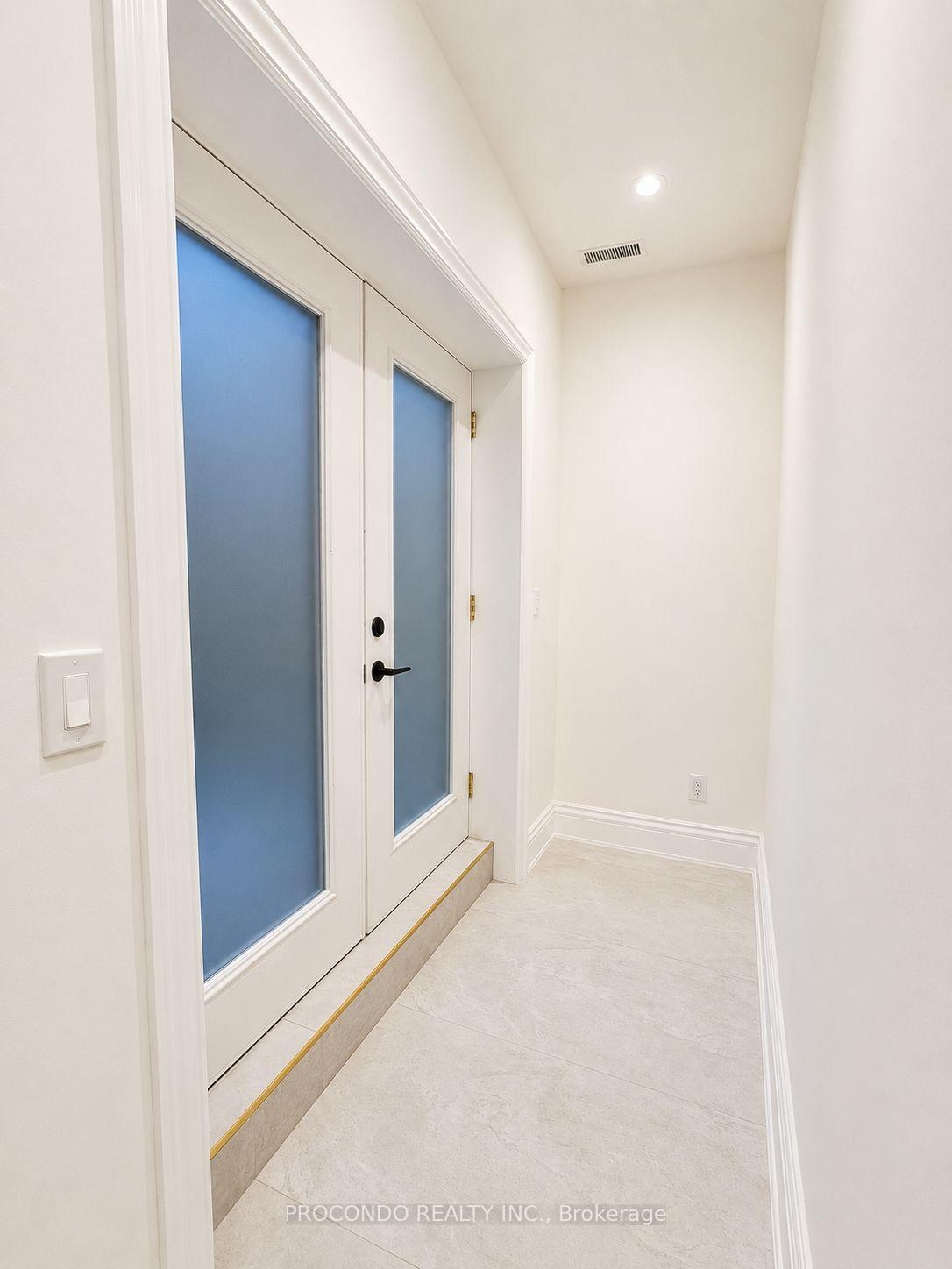 Photo 2 of Unit #Basement, 76 Woodward Avenue, Markham, Grandview — HOMEH