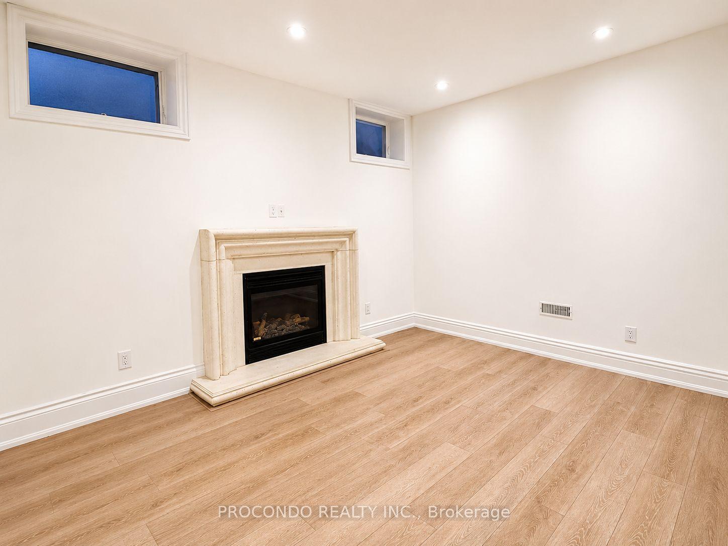 Photo 7 of Unit #Basement, 76 Woodward Avenue, Markham, Grandview — HOMEH