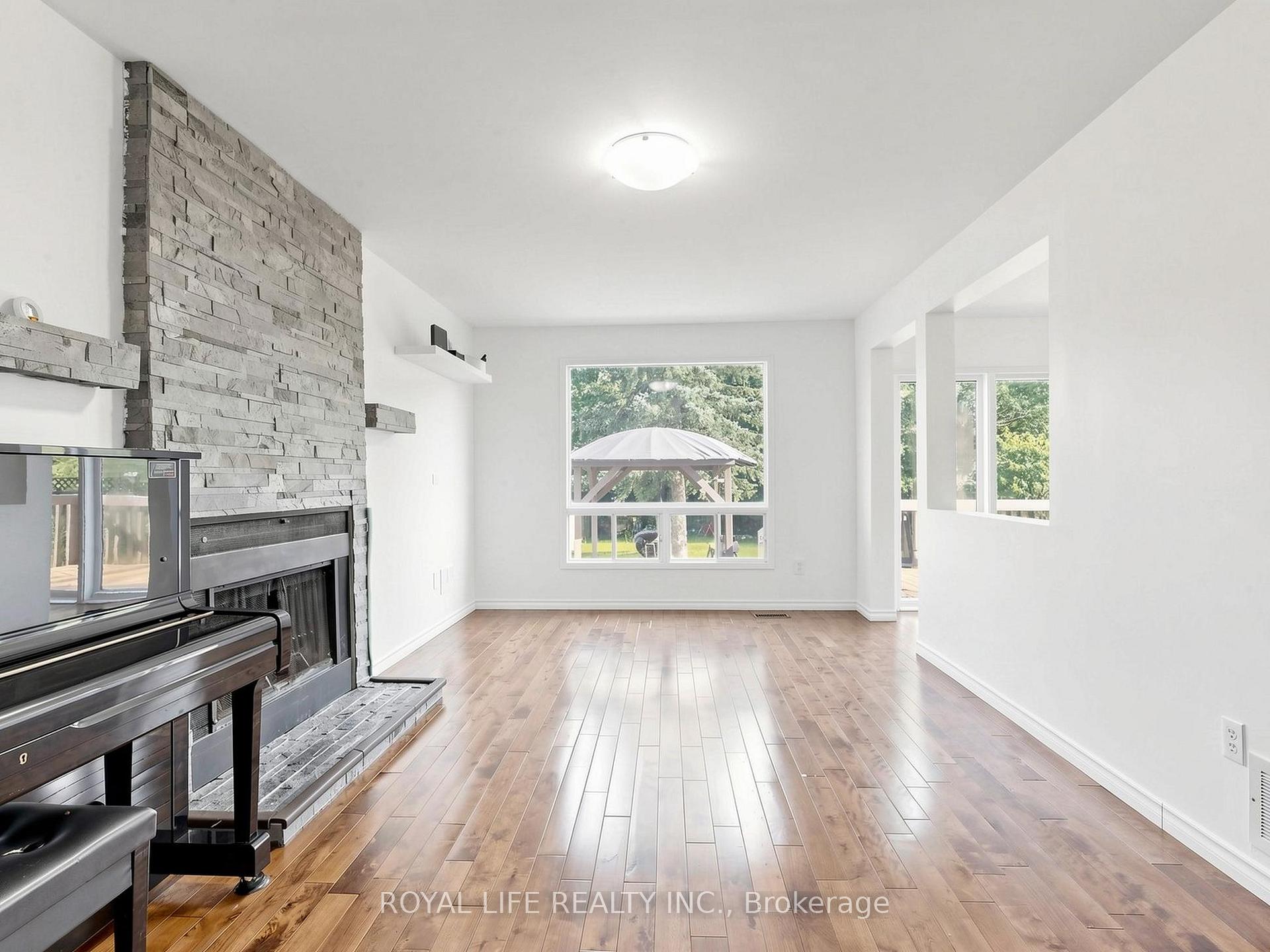 Photo 16 of 985 Linden Street, Innisfil, Alcona — HOMEH