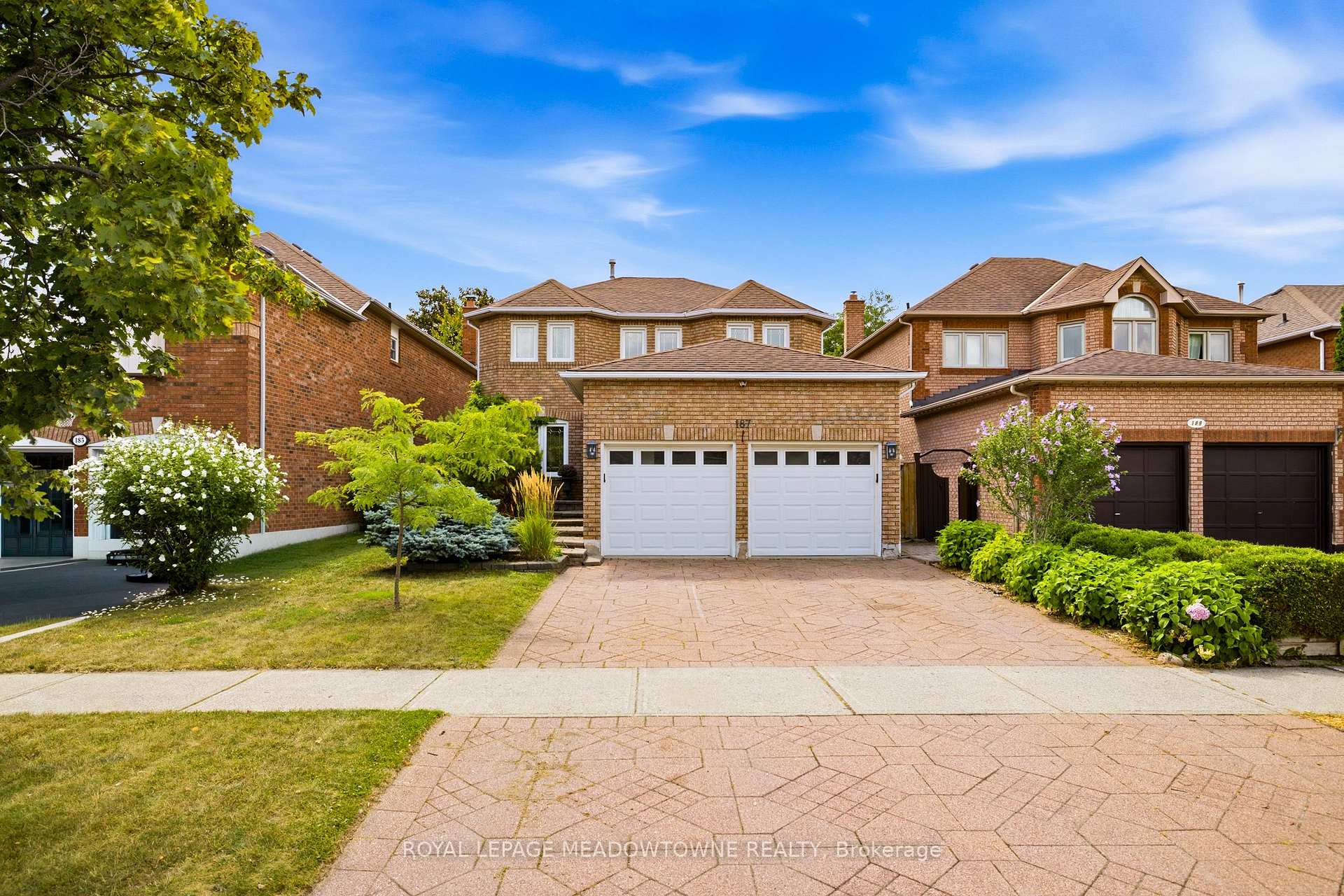 Photo 3 of 187 Barber Drive, Halton Hills, Georgetown — HOMEH