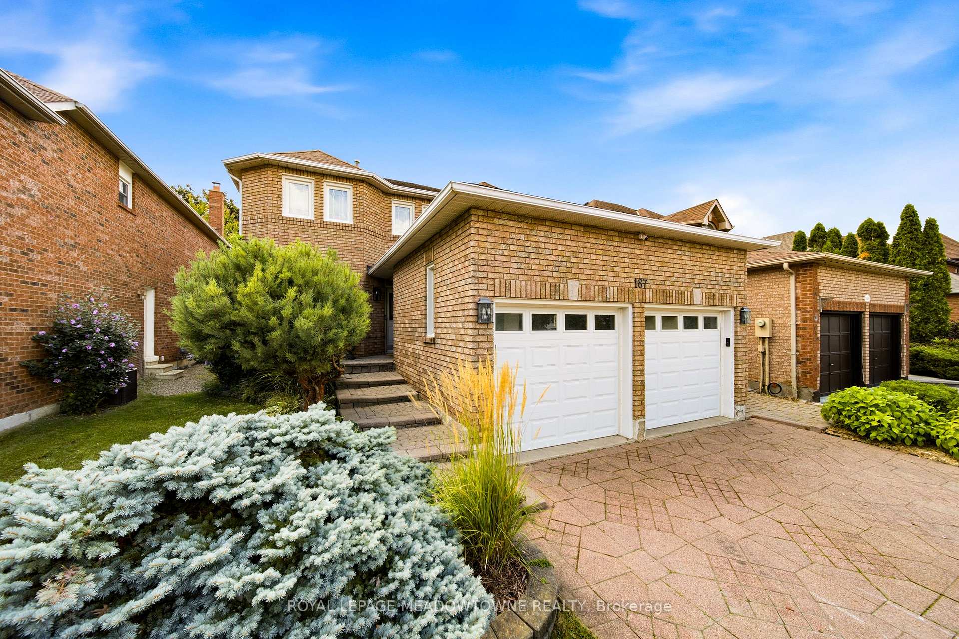 Photo 5 of 187 Barber Drive, Halton Hills, Georgetown — HOMEH