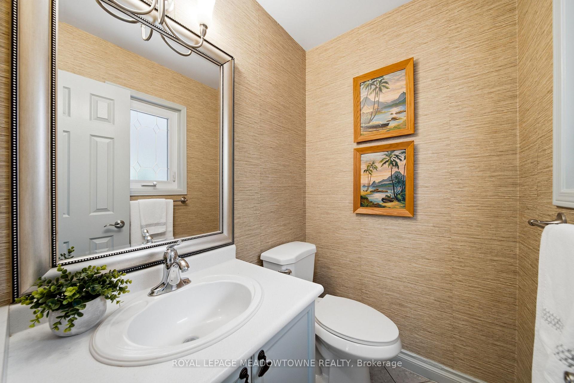 Photo 23 of 187 Barber Drive, Halton Hills, Georgetown — HOMEH