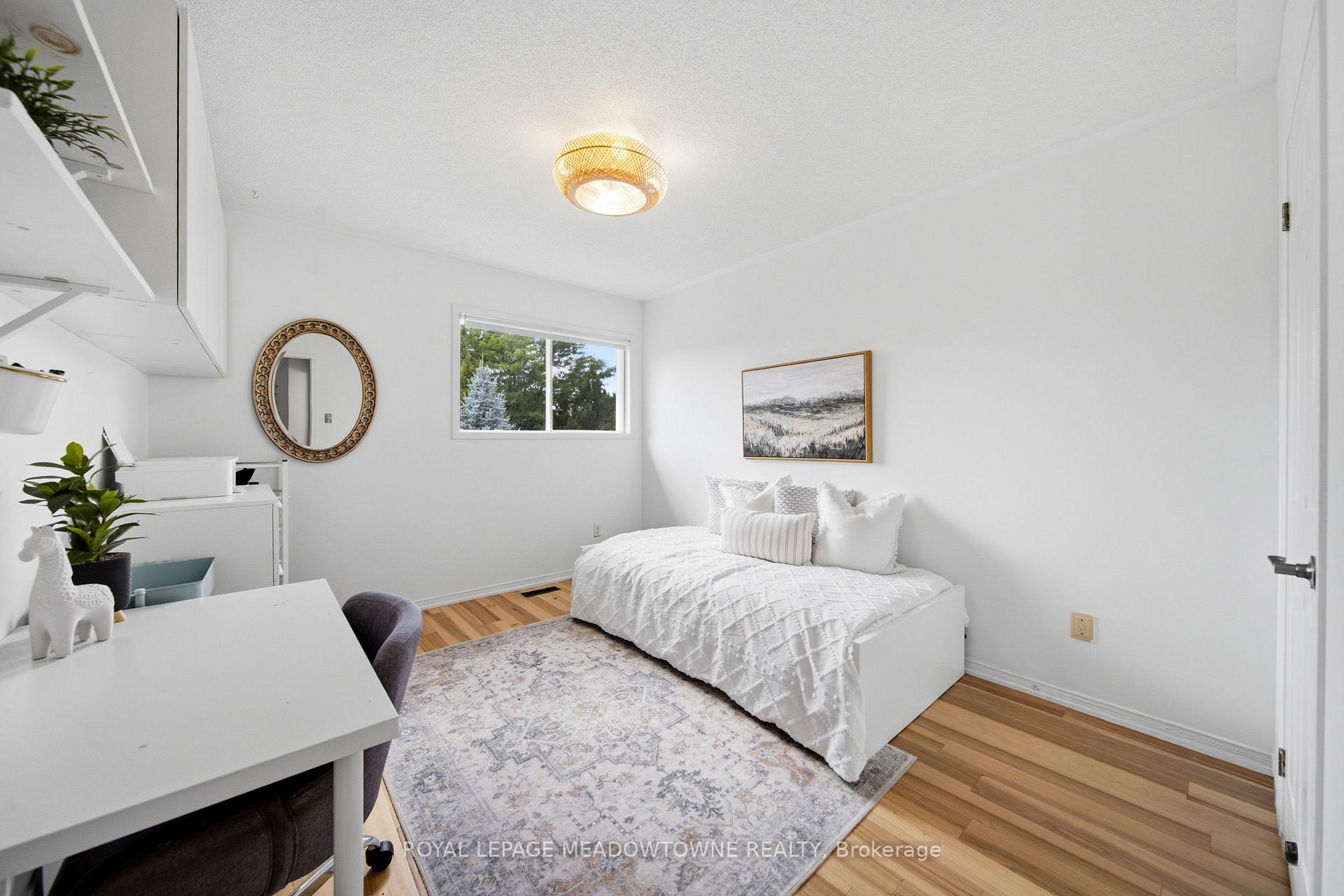 Photo 29 of 187 Barber Drive, Halton Hills, Georgetown — HOMEH