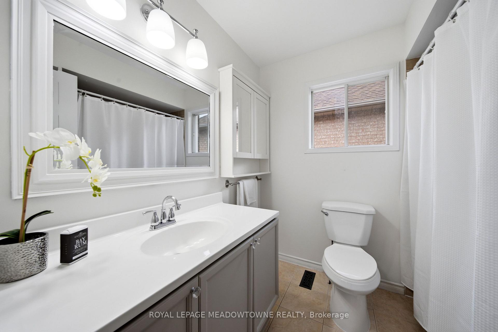 Photo 30 of 187 Barber Drive, Halton Hills, Georgetown — HOMEH