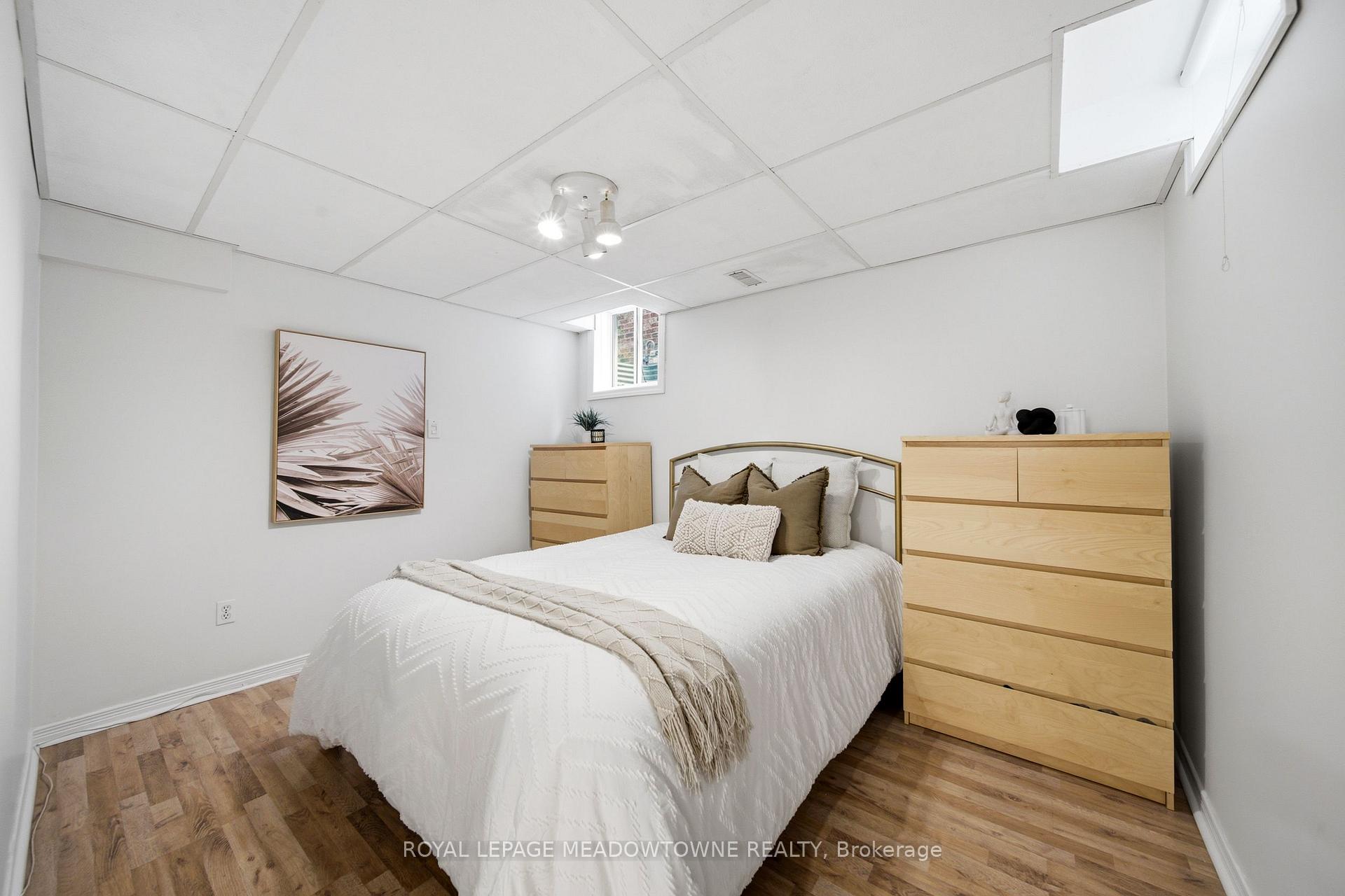 Photo 39 of 187 Barber Drive, Halton Hills, Georgetown — HOMEH