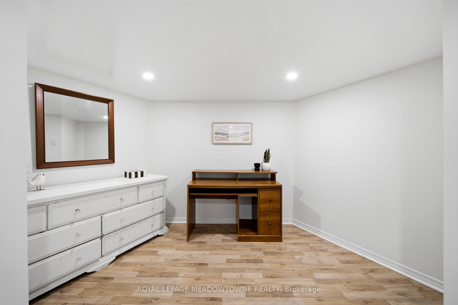 Photo 40 of 187 Barber Drive, Halton Hills, Georgetown — HOMEH