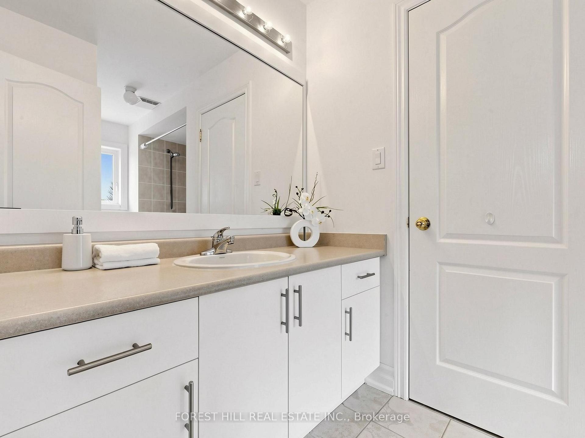Photo 76 of 49 Grange Drive, Richmond Hill, Jefferson — HOMEH