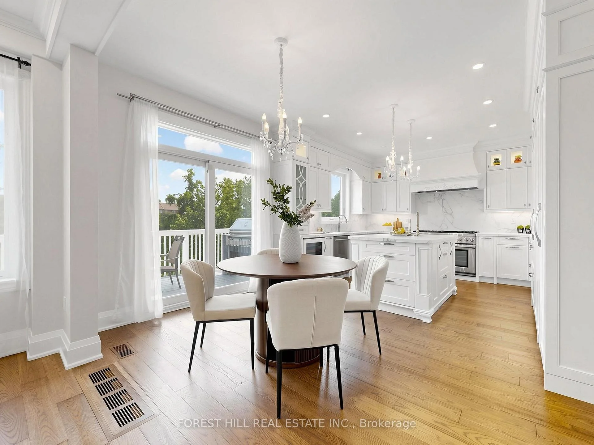 Photo 20 of 49 Grange Drive, Richmond Hill, Jefferson — HOMEH